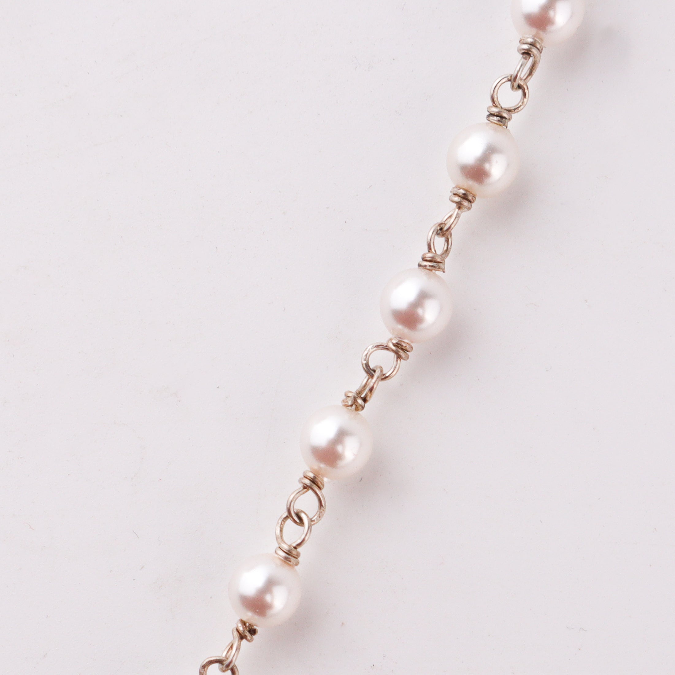 wear Silver Pearl Ganthan Amethyst Necklace with nauvari saree