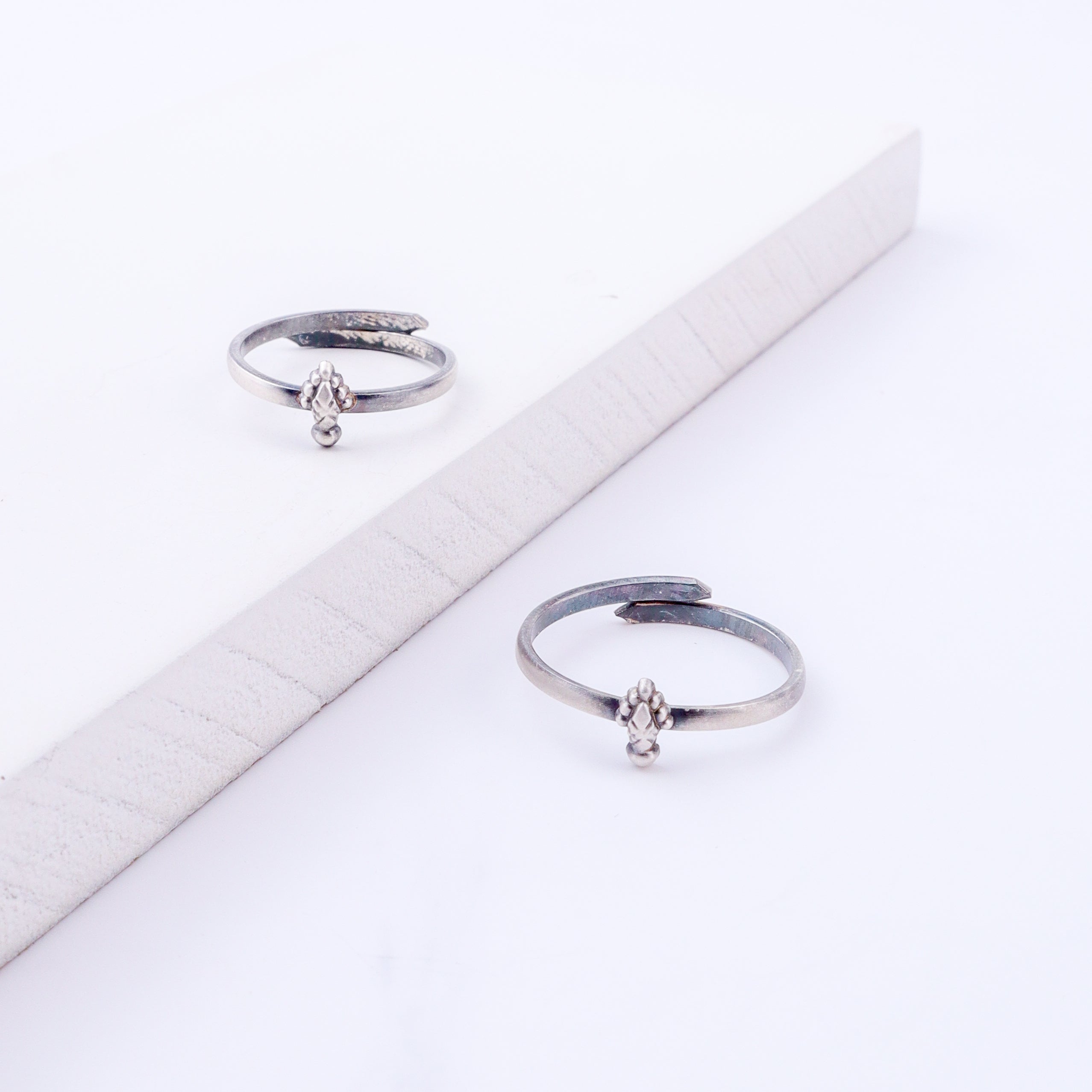 Tiny Silver Adjustable Nip Toe Ring