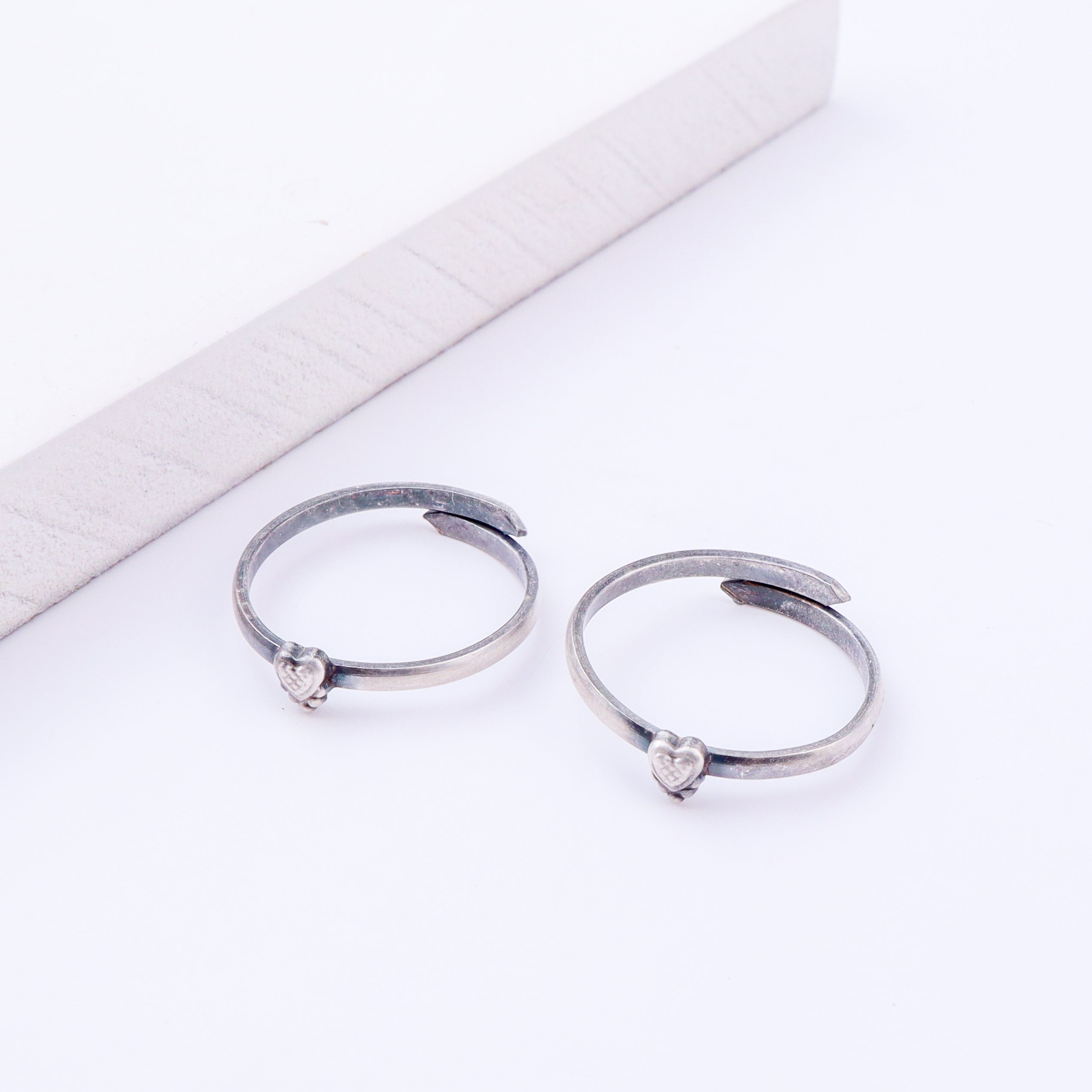 Tiny Silver Adjustable Textured Heart Toe Ring