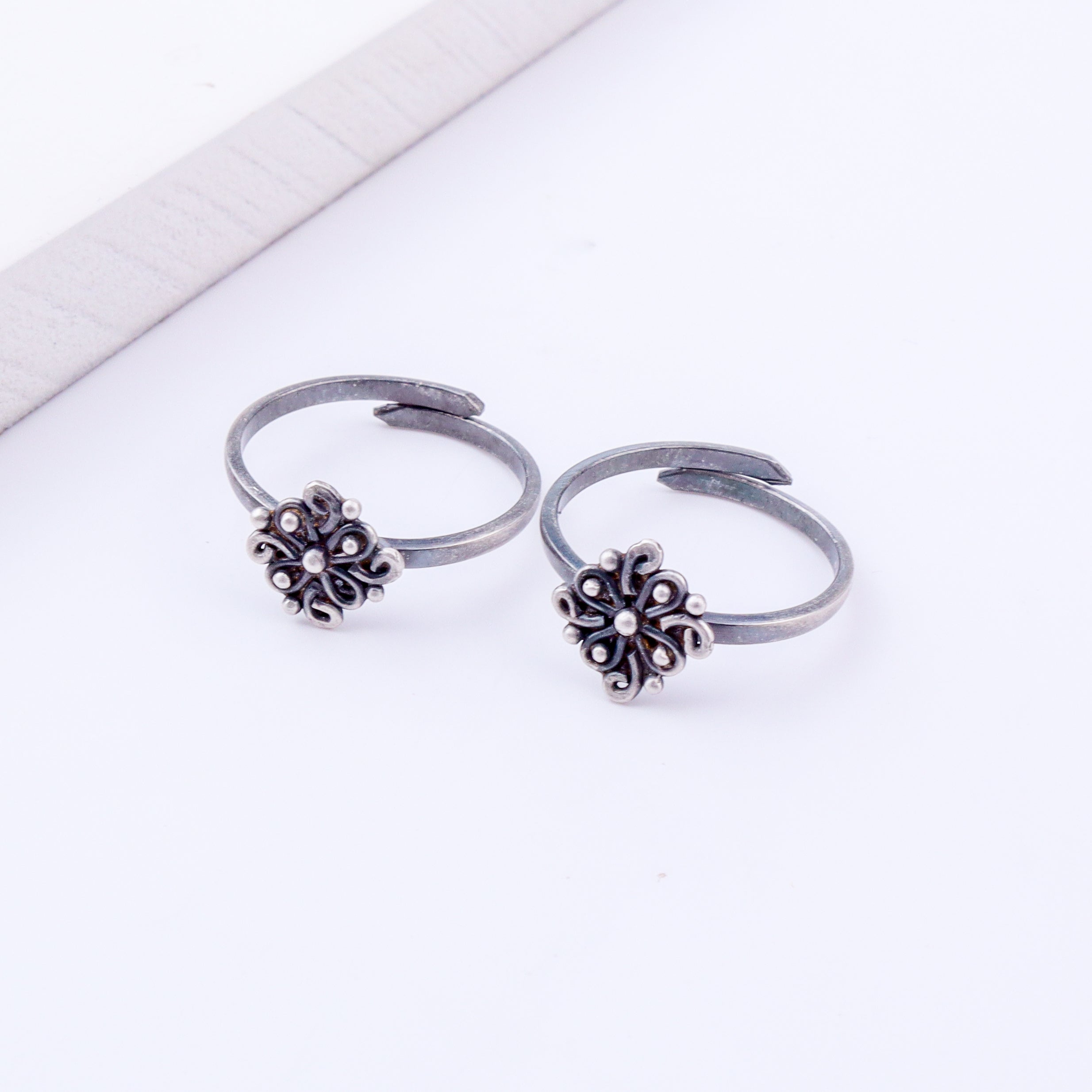 Tiny Silver Adjustable Blossom Toe Ring