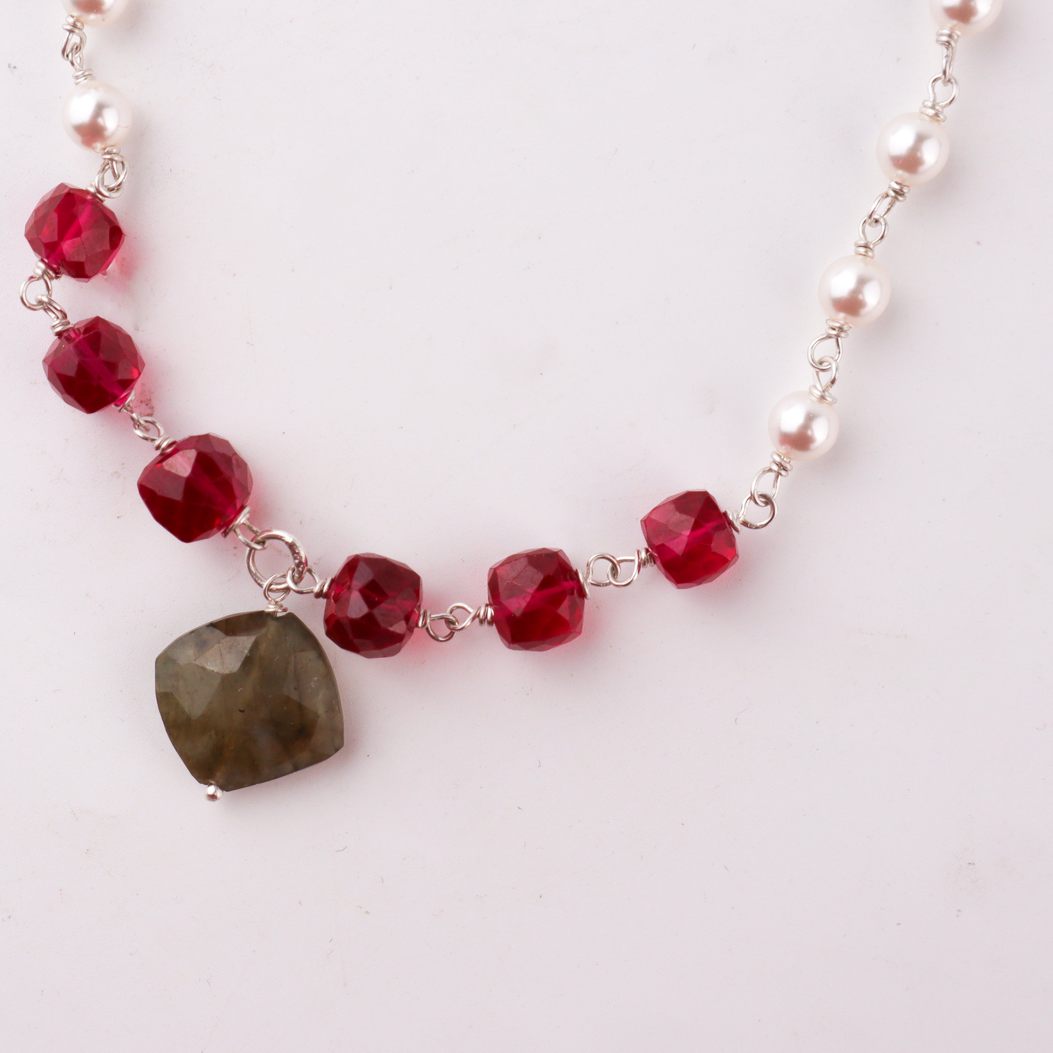 Traditional vasonite ganthan necklace design