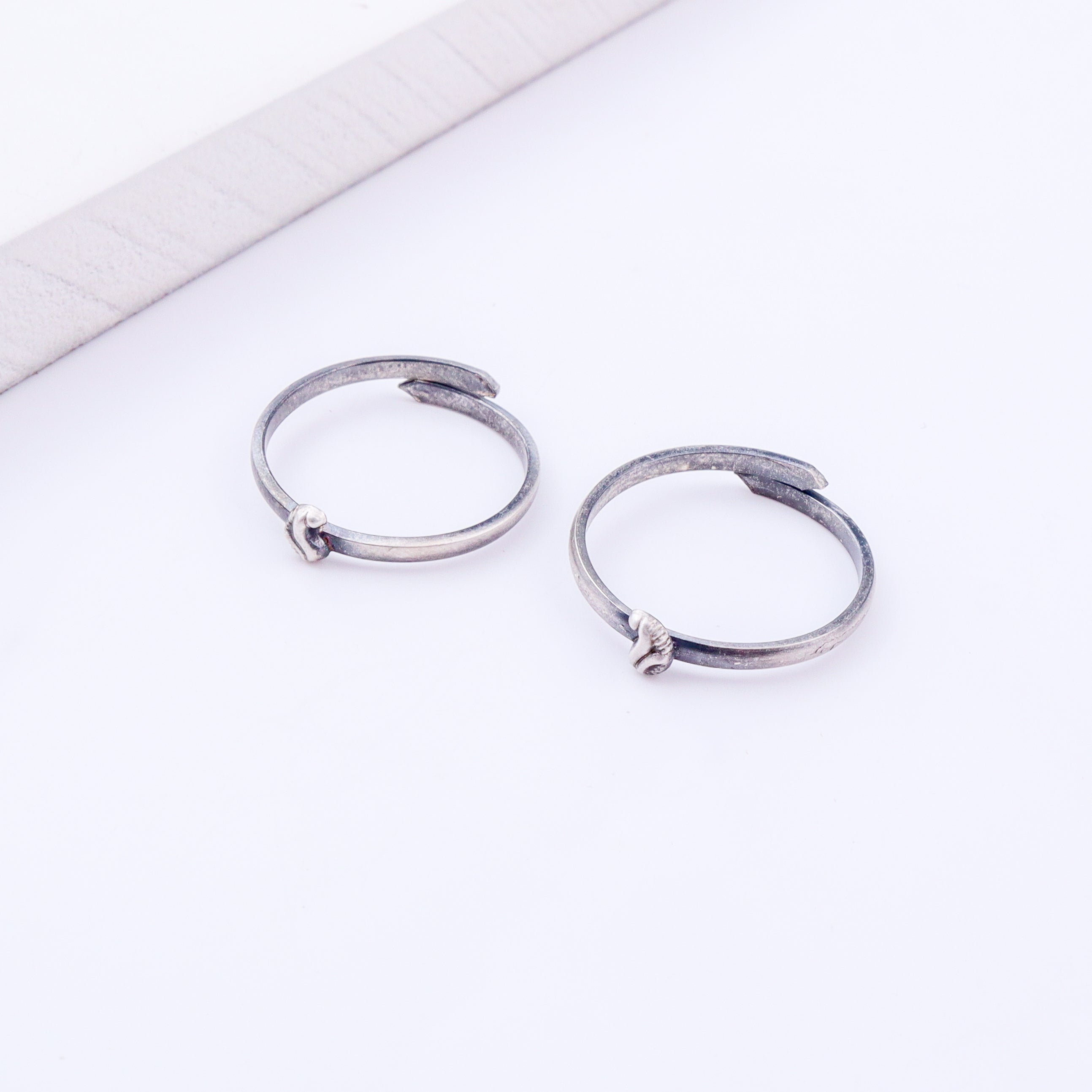 Tiny Silver Adjustable Koyari Toe Ring