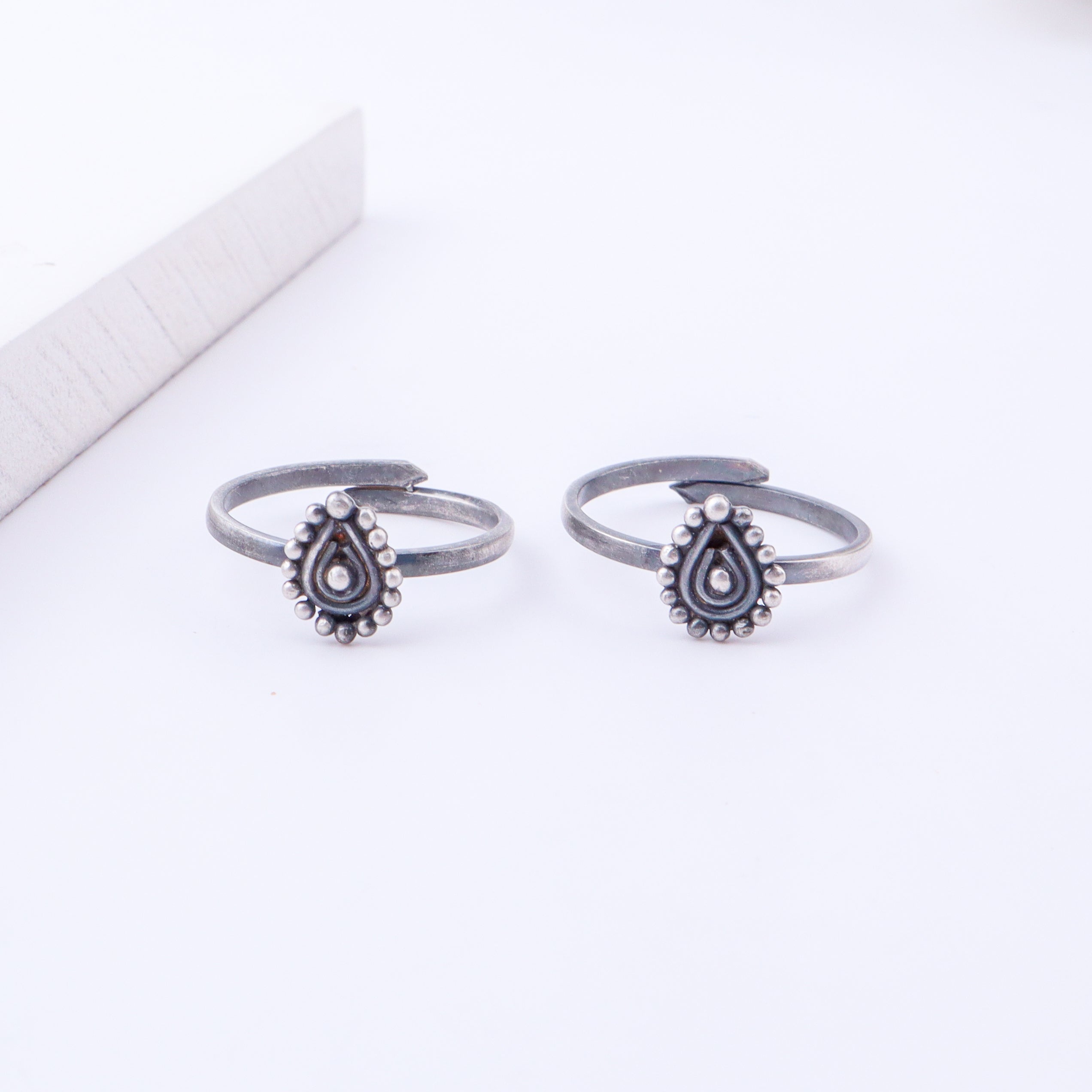 Tiny Silver Adjustable Parna Toe Ring