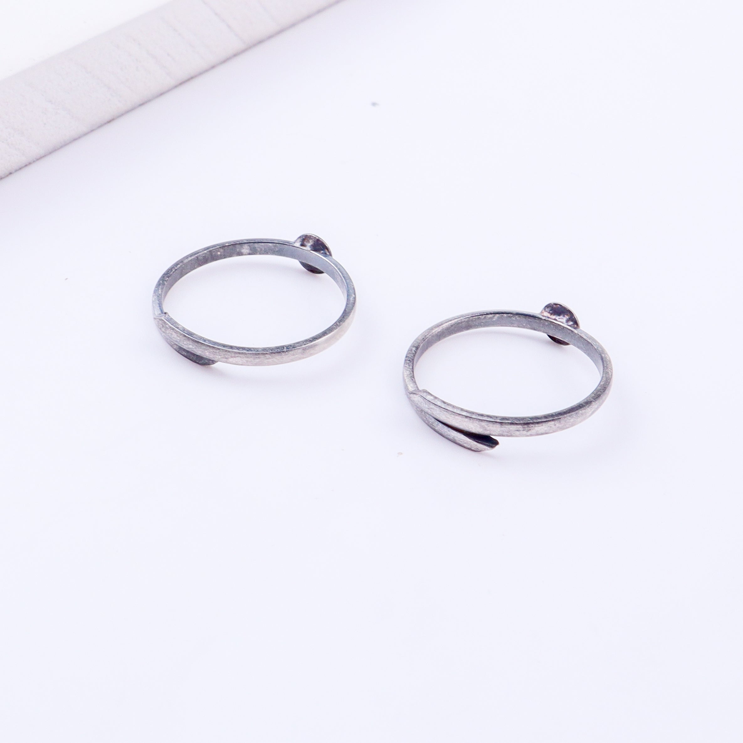 Tiny Silver Adjustable Kudi Dome Toe Ring