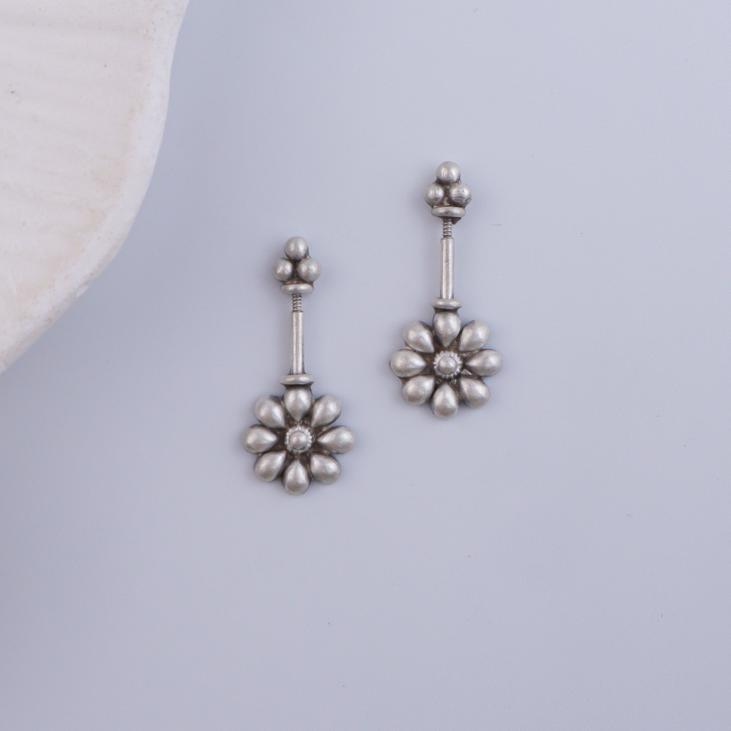 Flower Bugadi (Pierced)