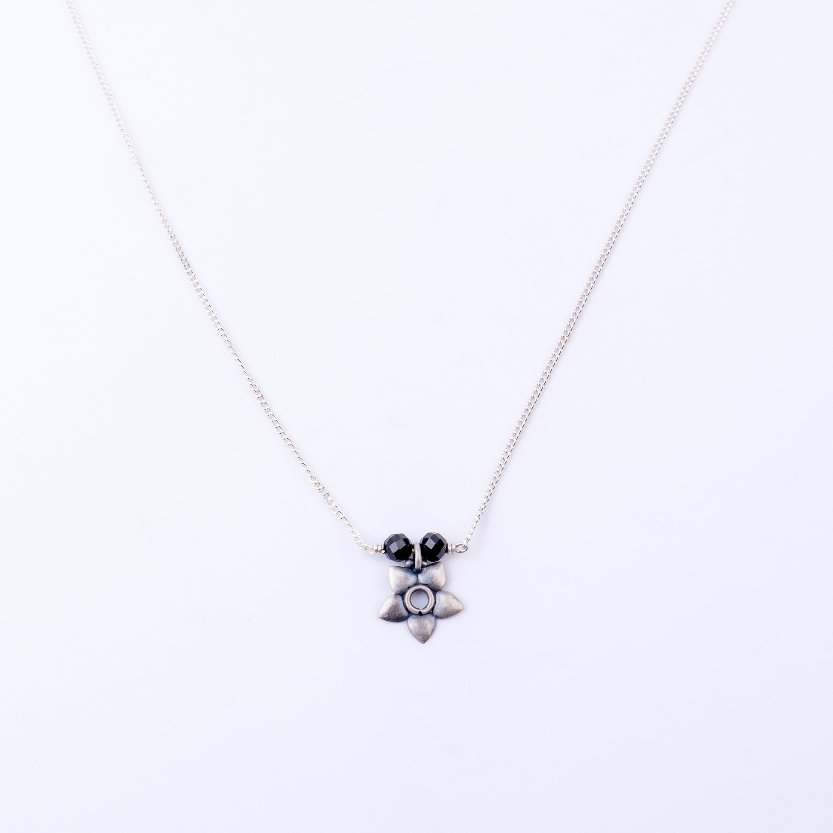 Flower Charm Mangalsutra