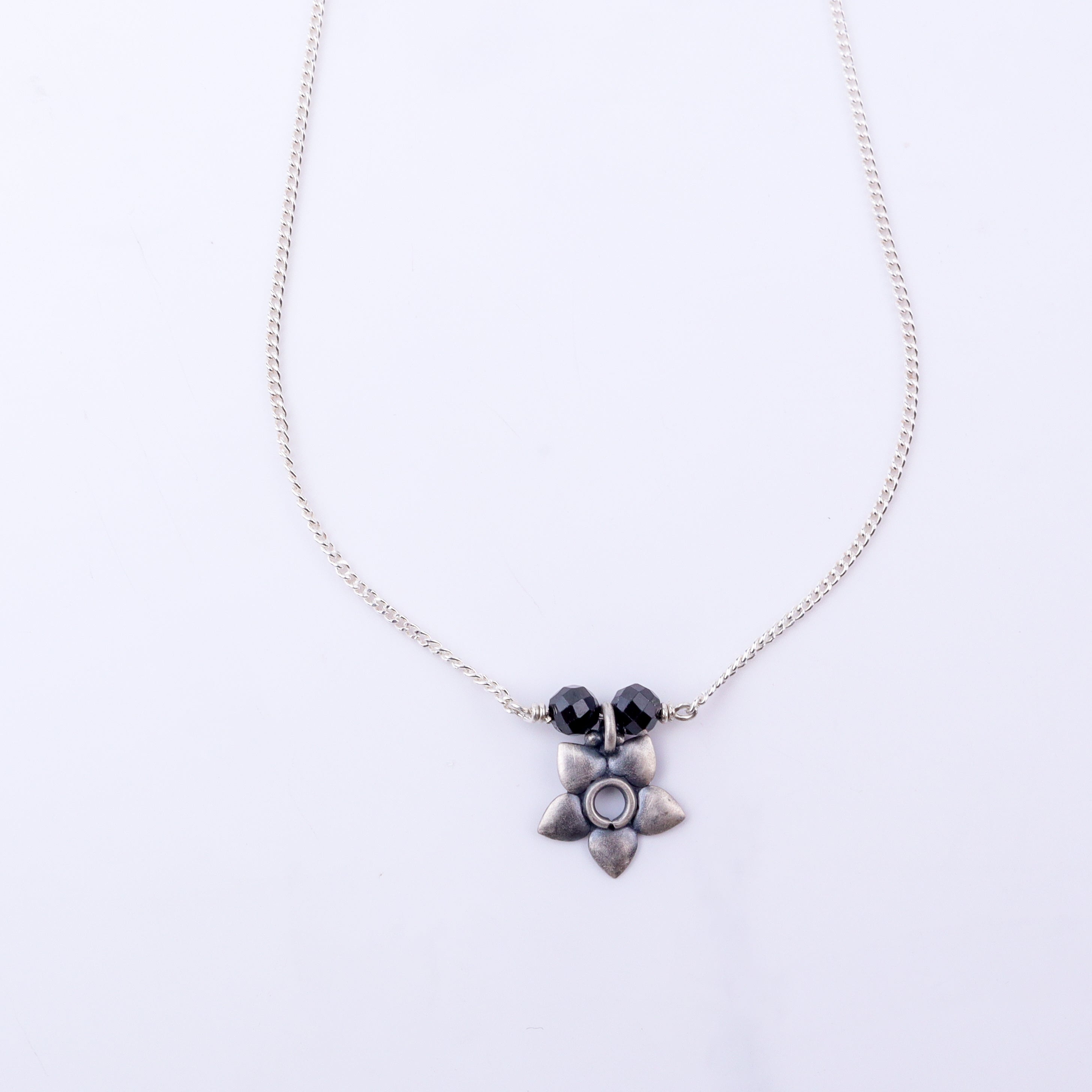 Flower Charm Mangalsutra