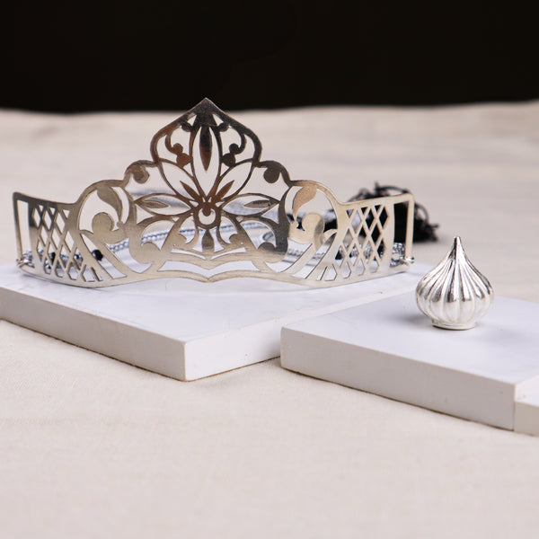 Silver Gift Set : Silver Floral filigree Mukut and Modak