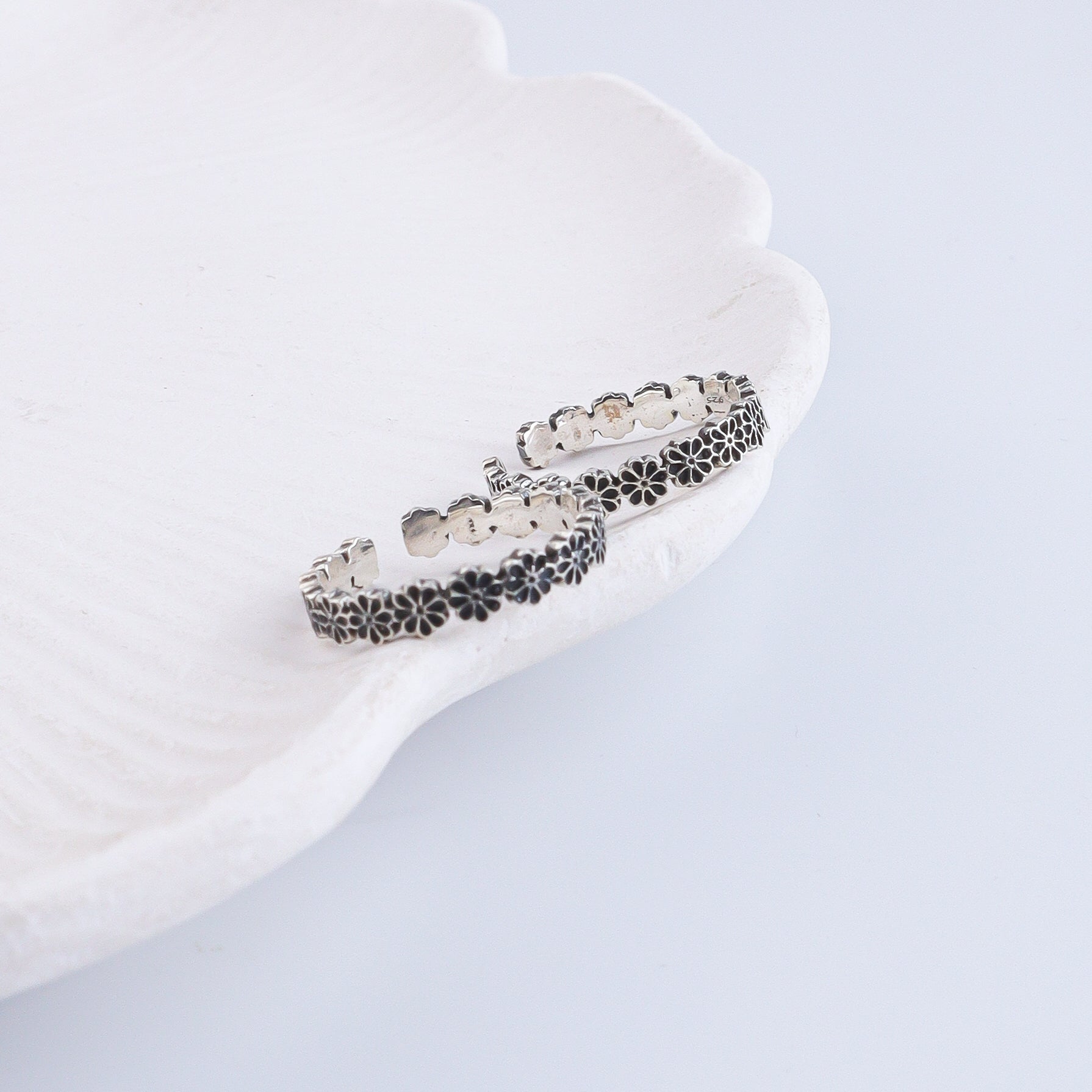Flower Silver Toe Ring