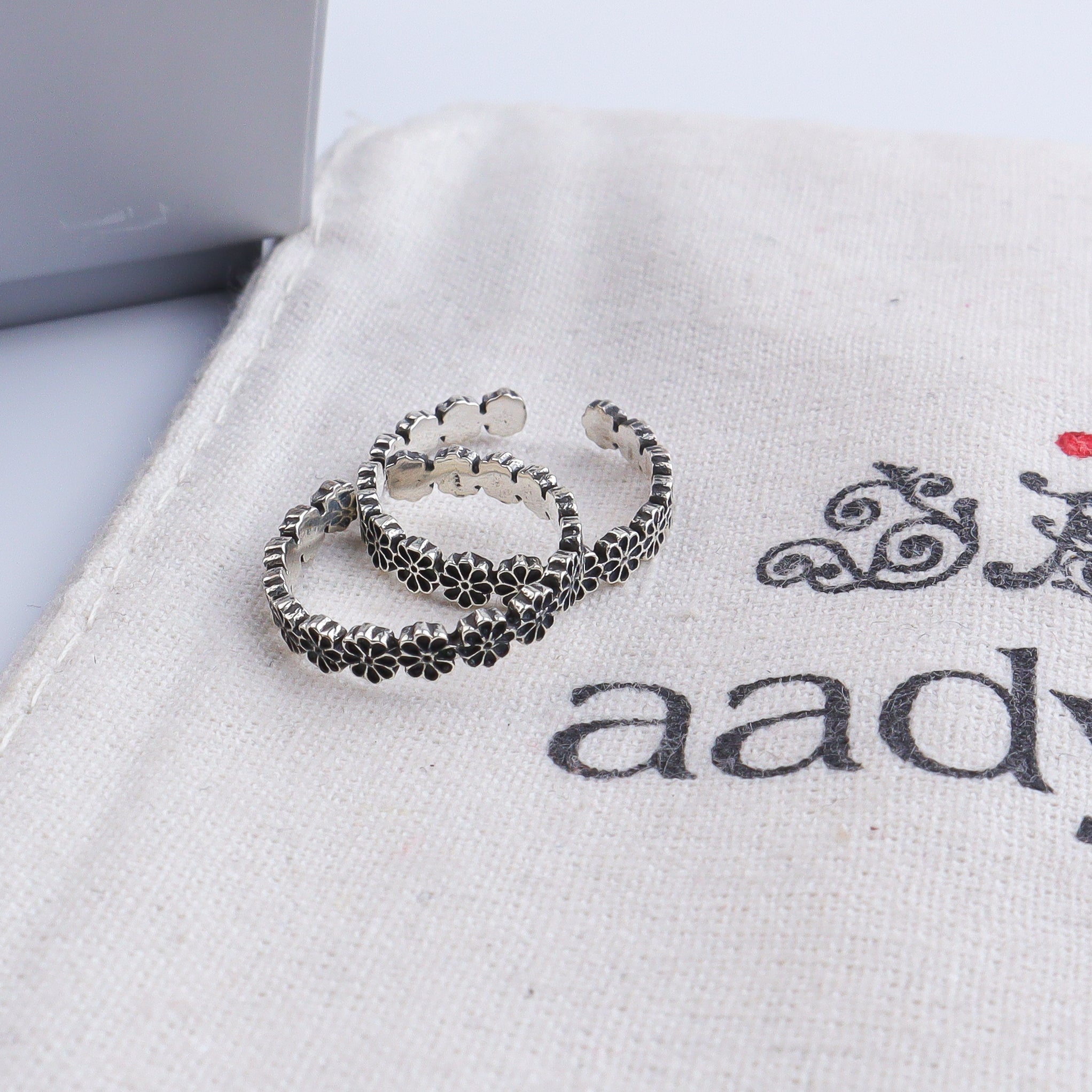 Flower Silver Toe Ring