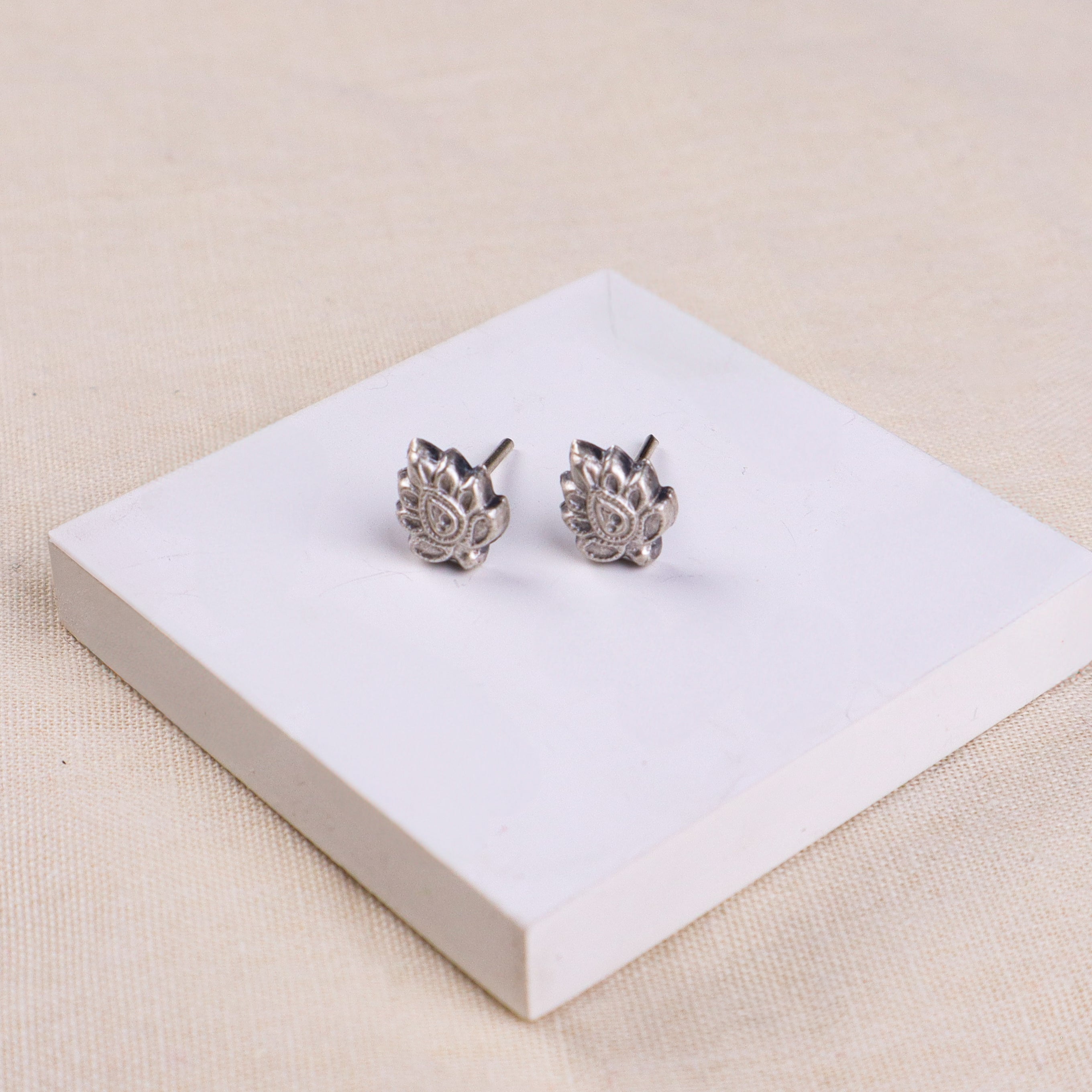 Silver Leafy Petal Stud
