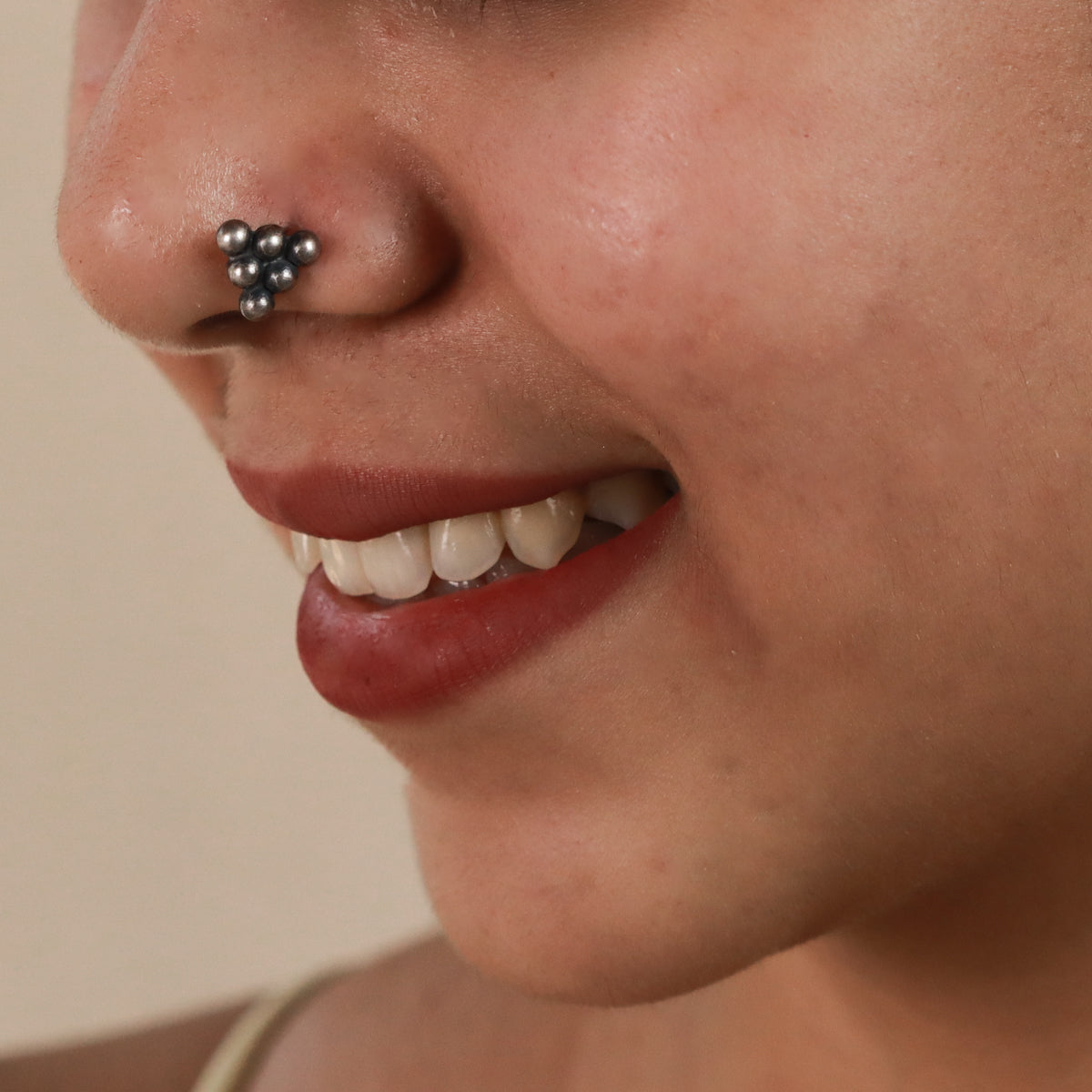 Pyramid Nose pin: Small (Pierced)