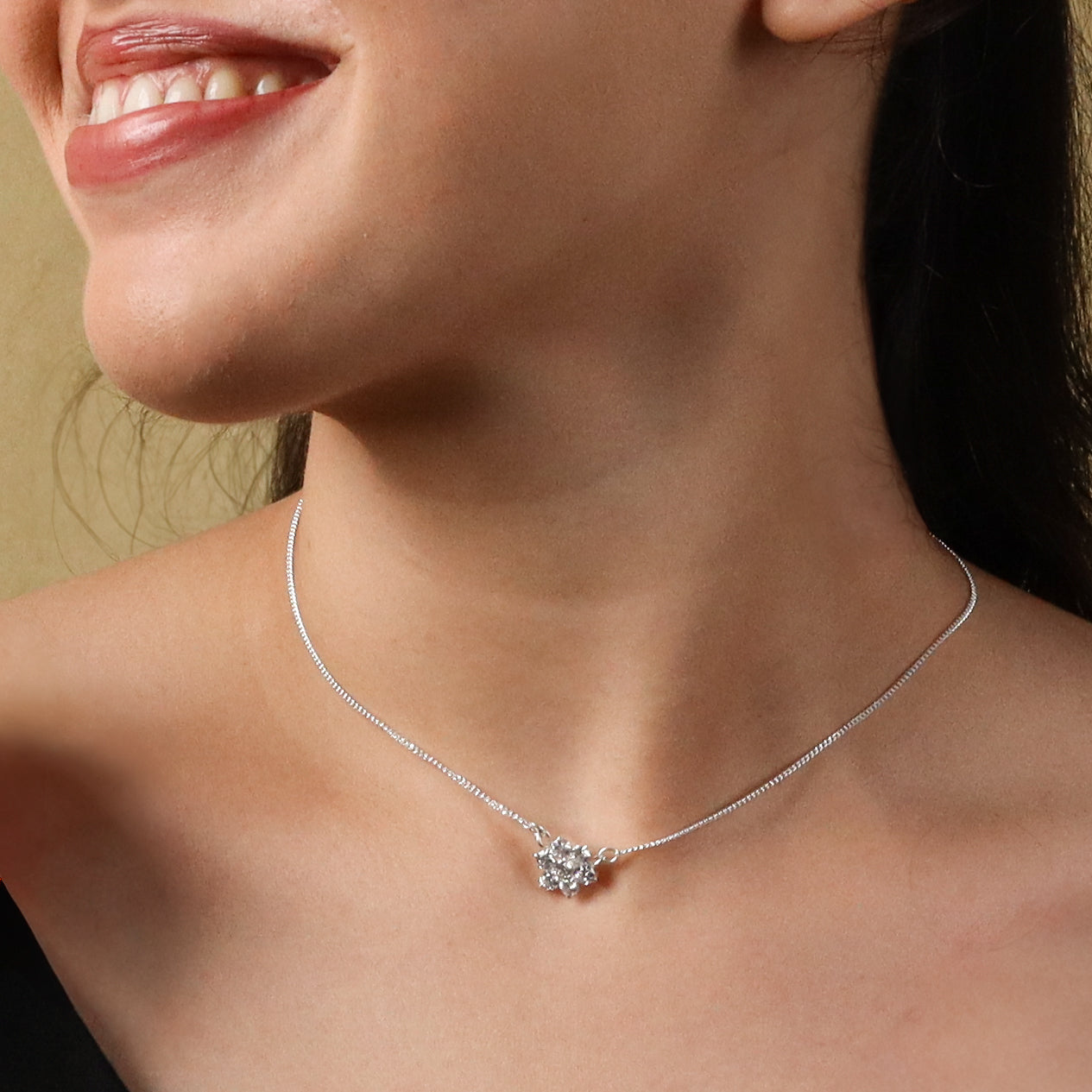 Stone Studded Big Single Flower Motif Necklace