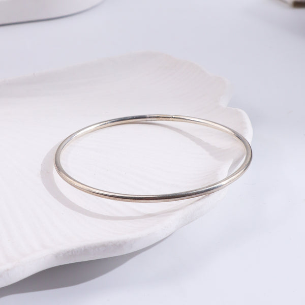 Silver Plain Bangle (Curvy Flat)