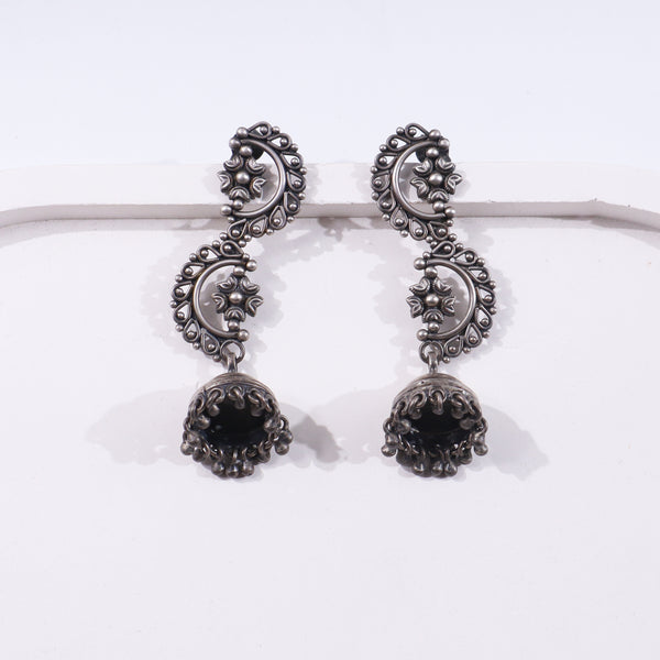 Statment Filigree Vel Jhumki