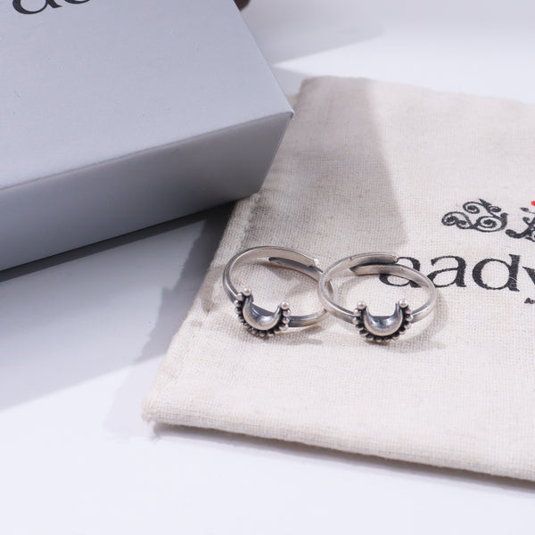 Chandrakor Toe Ring | 92.5 Sterling Silver