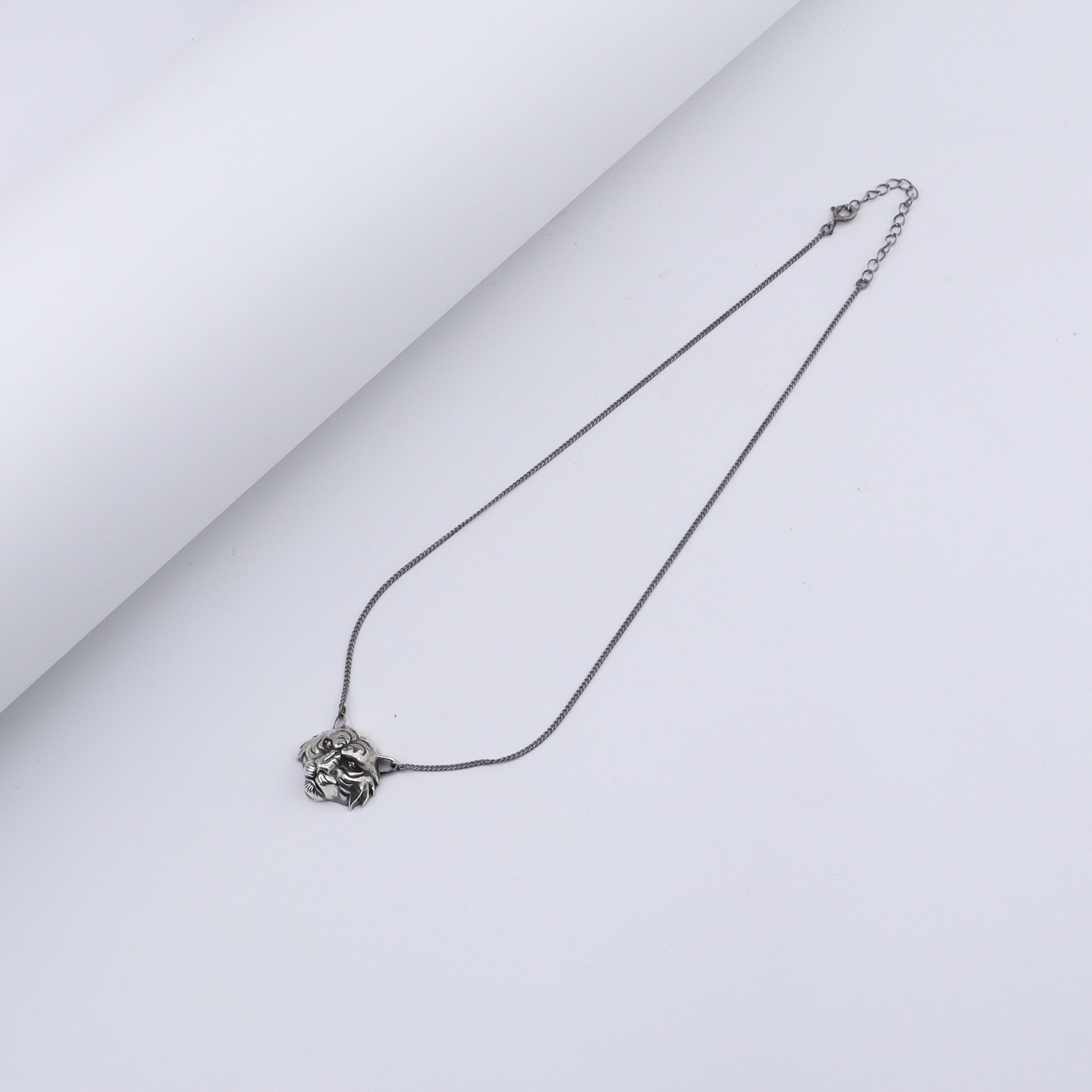 Silver Tiger pendant with chain