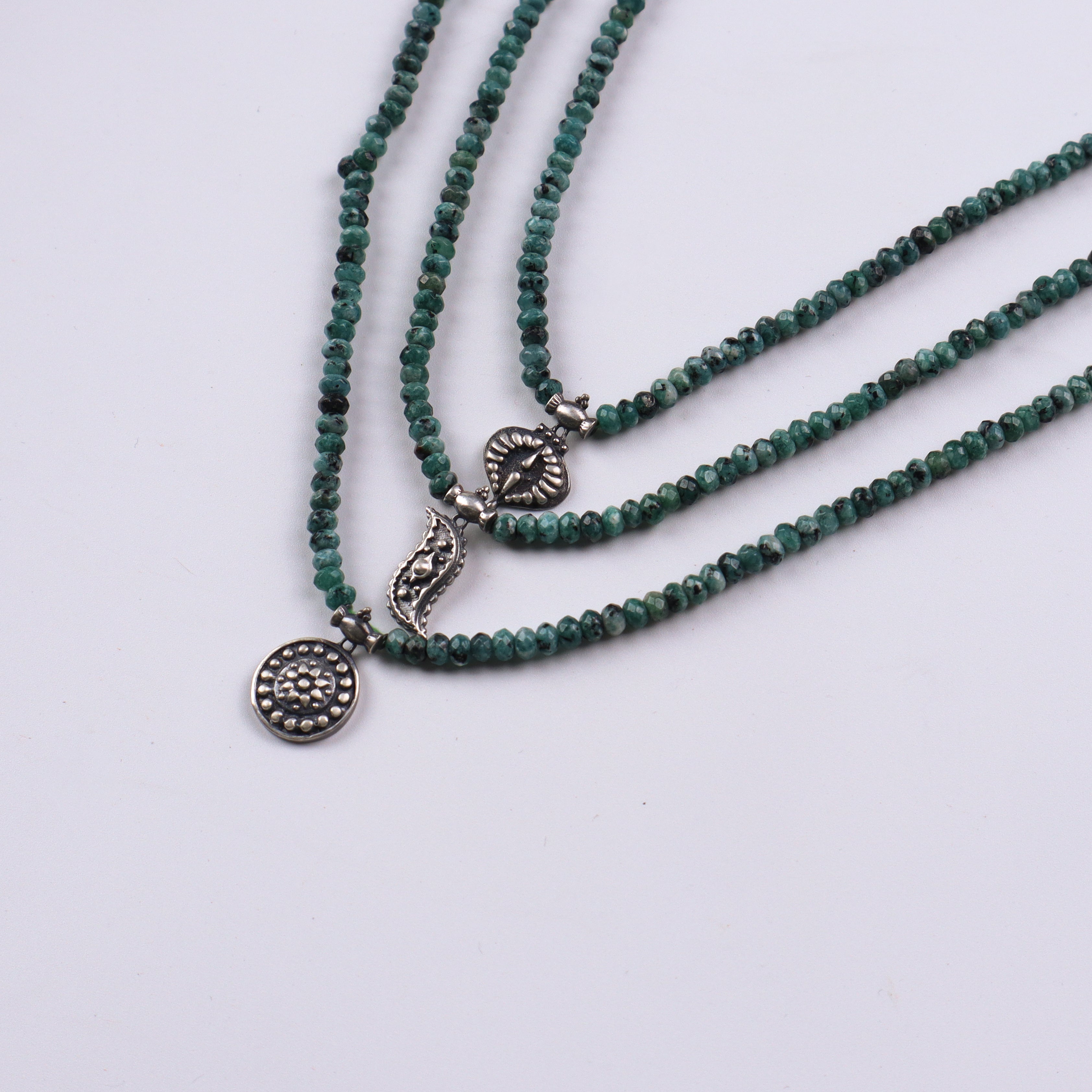 Saaj motif satlada inspired necklace with green sapphire stones (3 layered)
