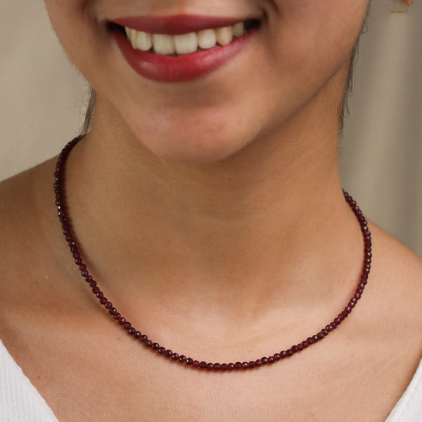 Garnet Silver Necklace (Textured)