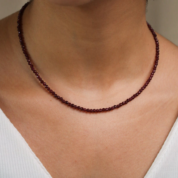 Garnet Silver Necklace (Textured)