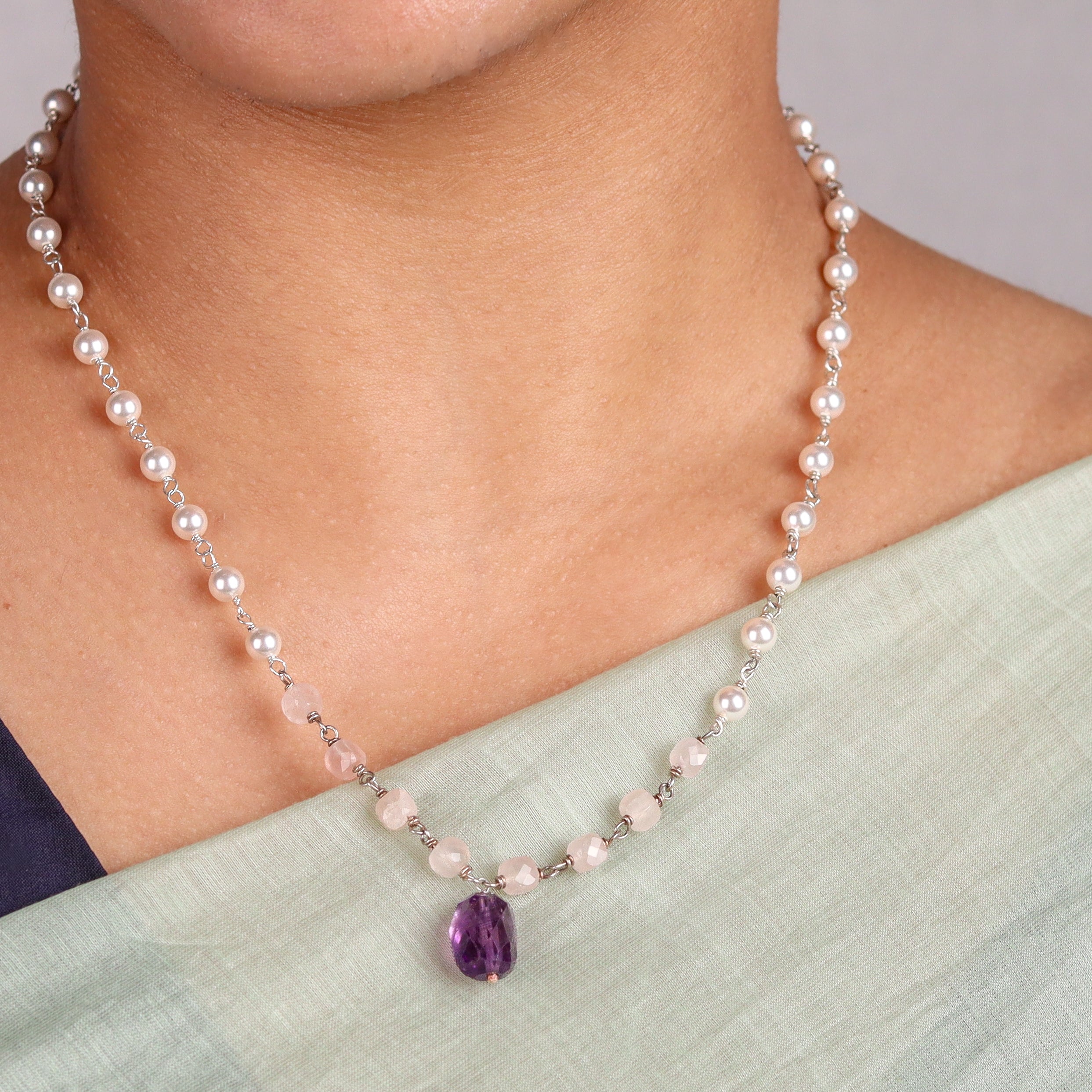 Pearl ganthan necklace with Semipricious stones