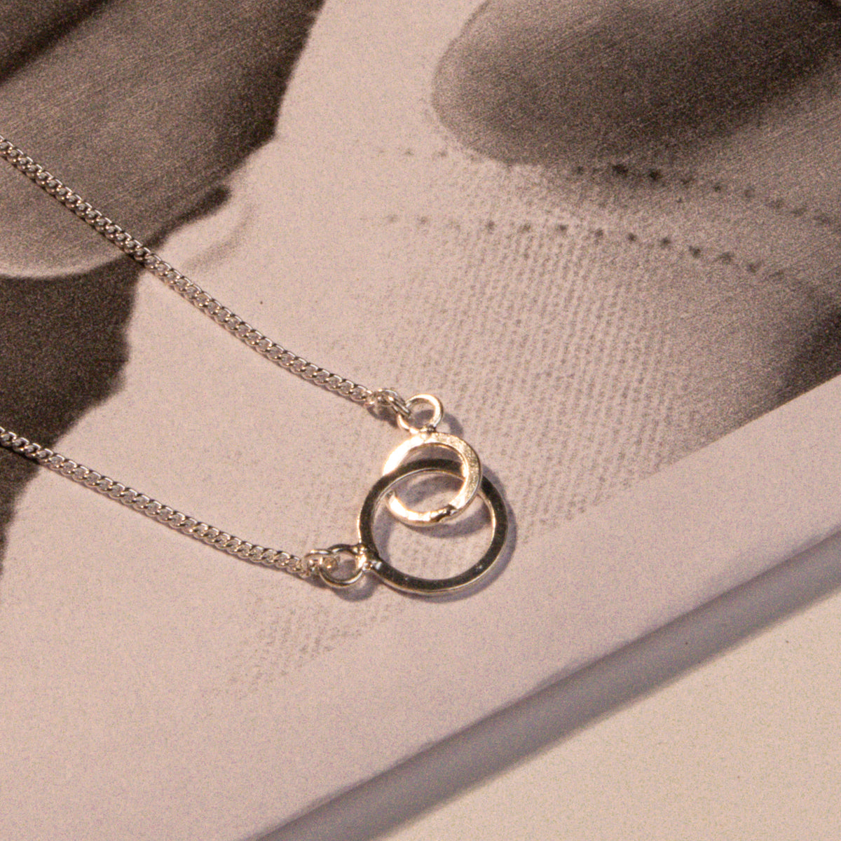 Circle Flat Wire Bracelet