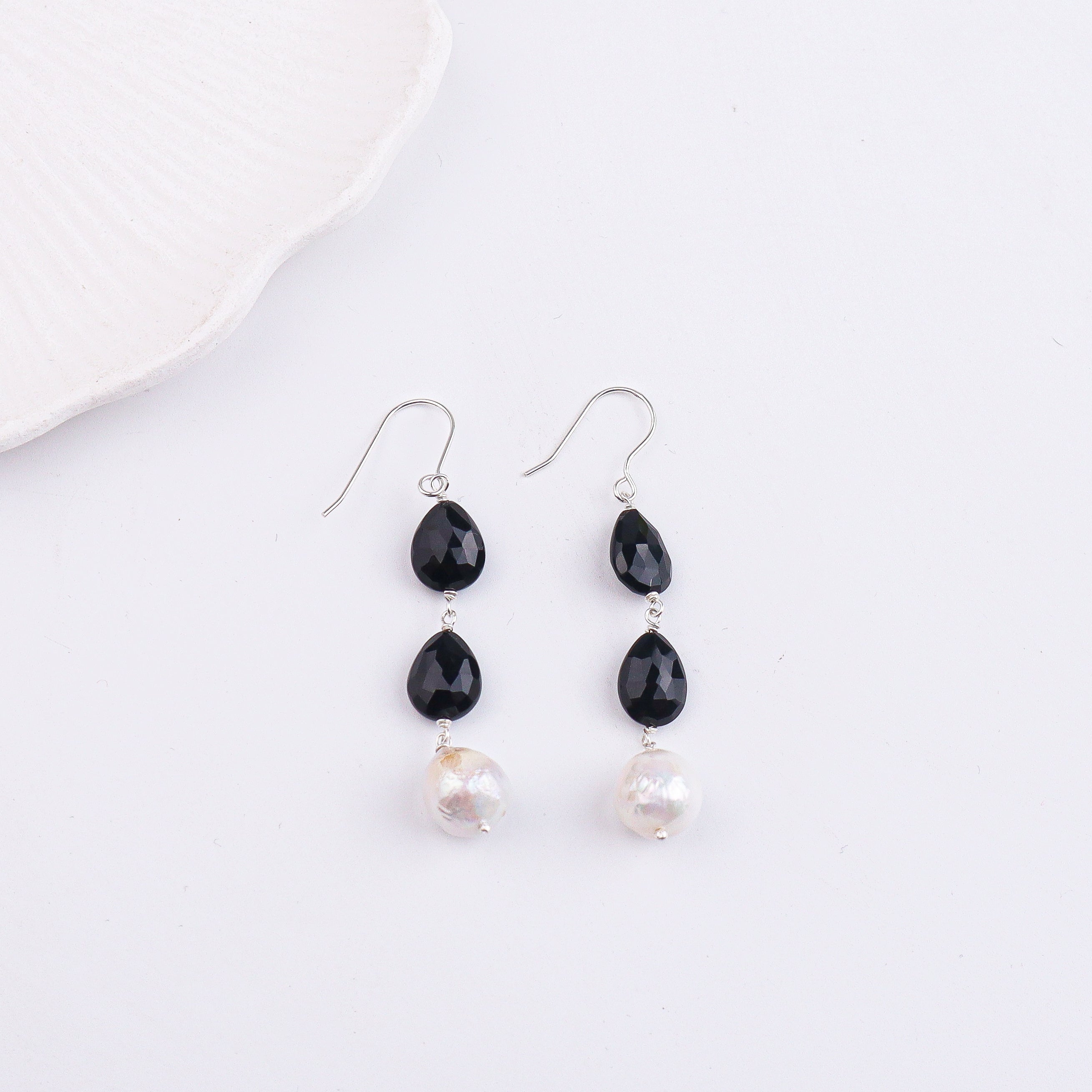 Black Spinnel & Baroque Pearl Drop Earring