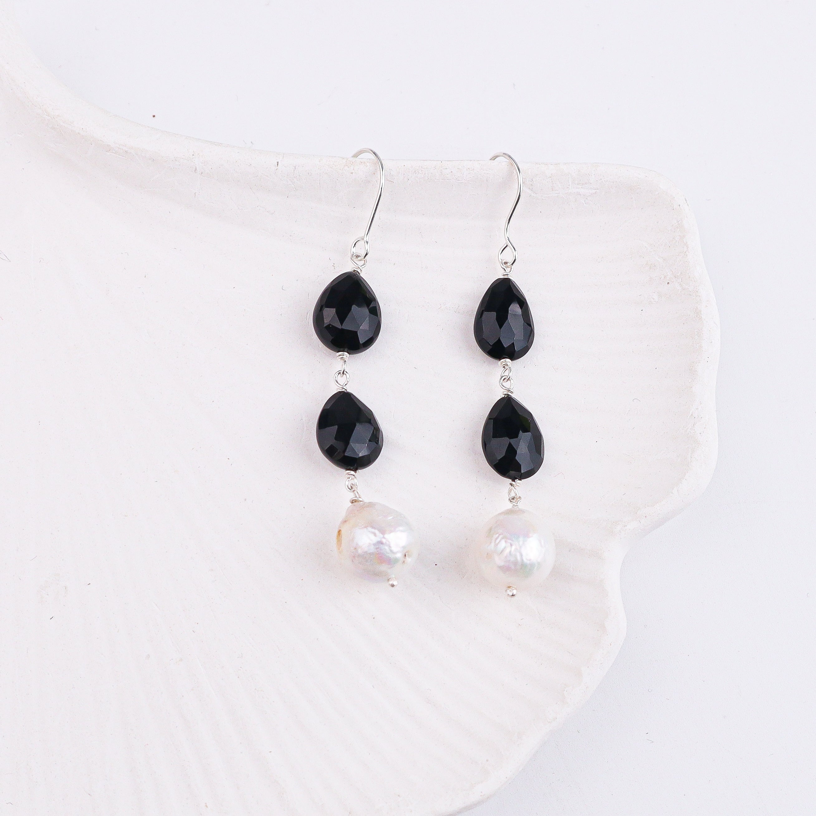 Black Spinnel & Baroque Pearl Drop Earring
