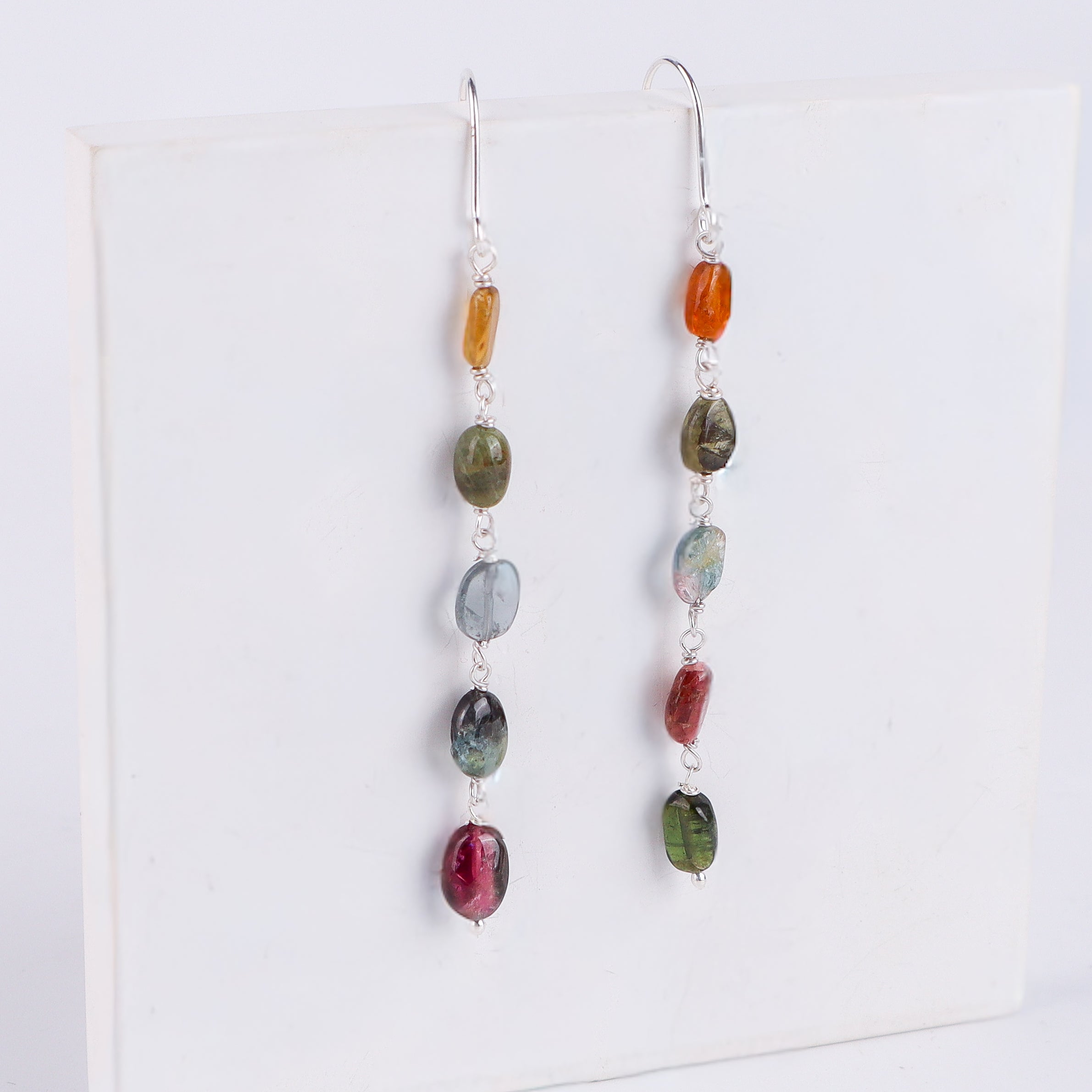 Multicolour dangling earring