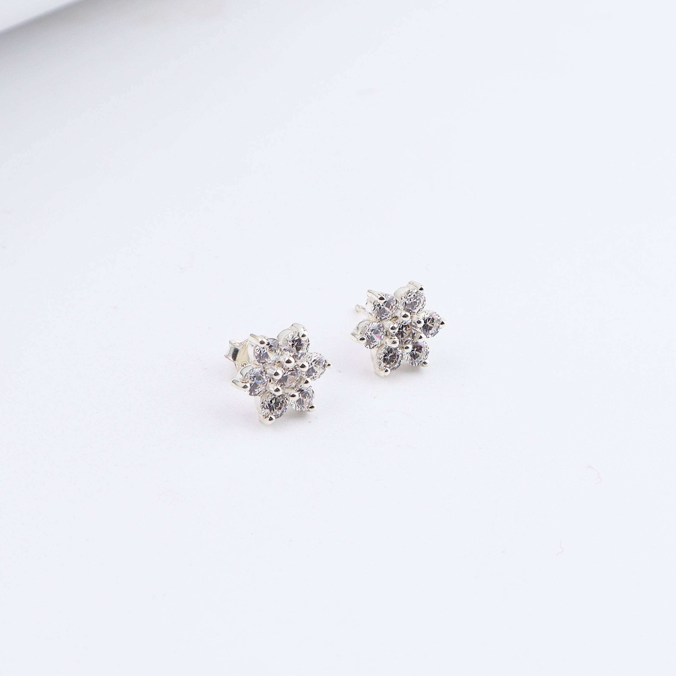 Classic CZ Flower Motif Mangalsutra Set with Ring – Big