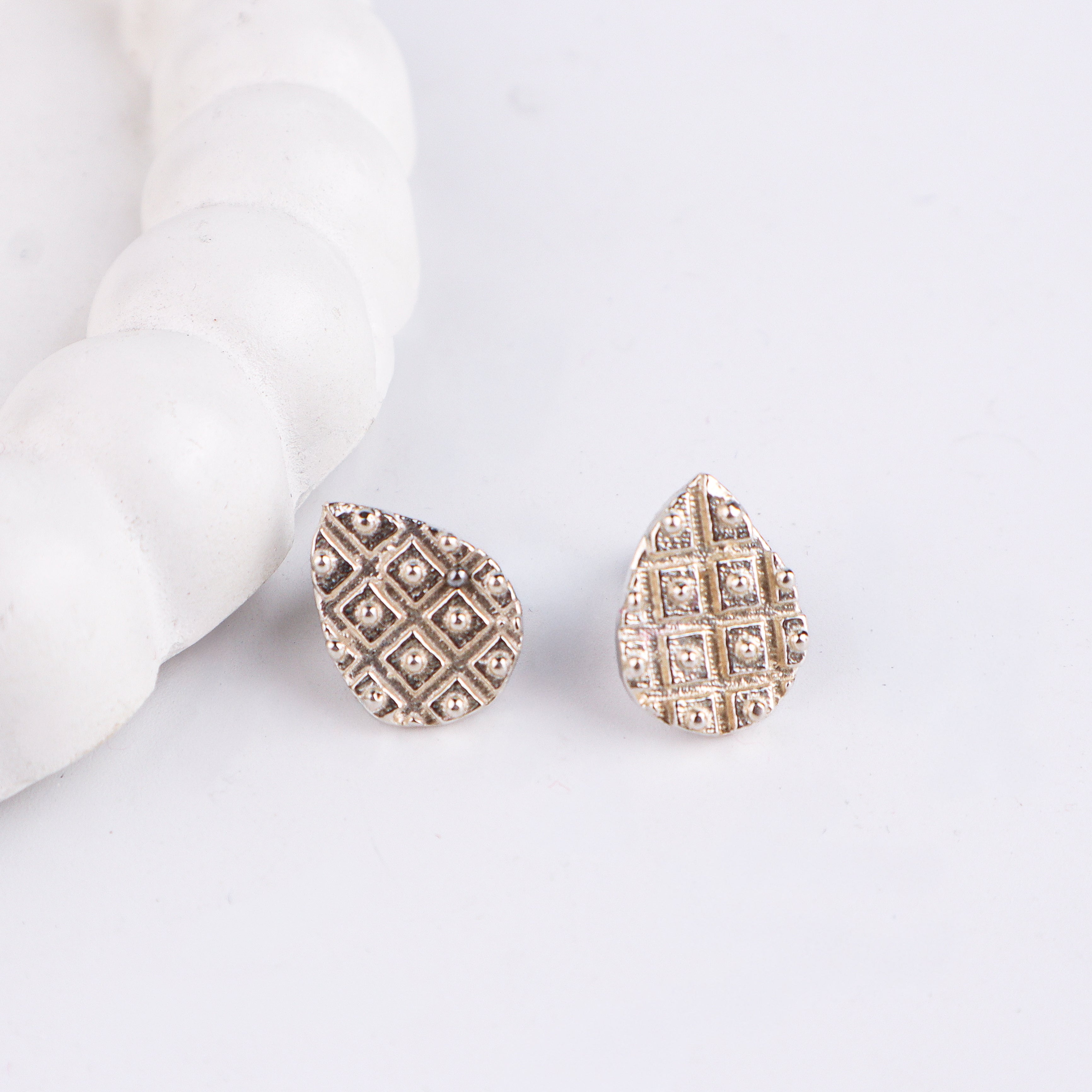 Silver Mini Saaj Earring: नारळ (Naral)