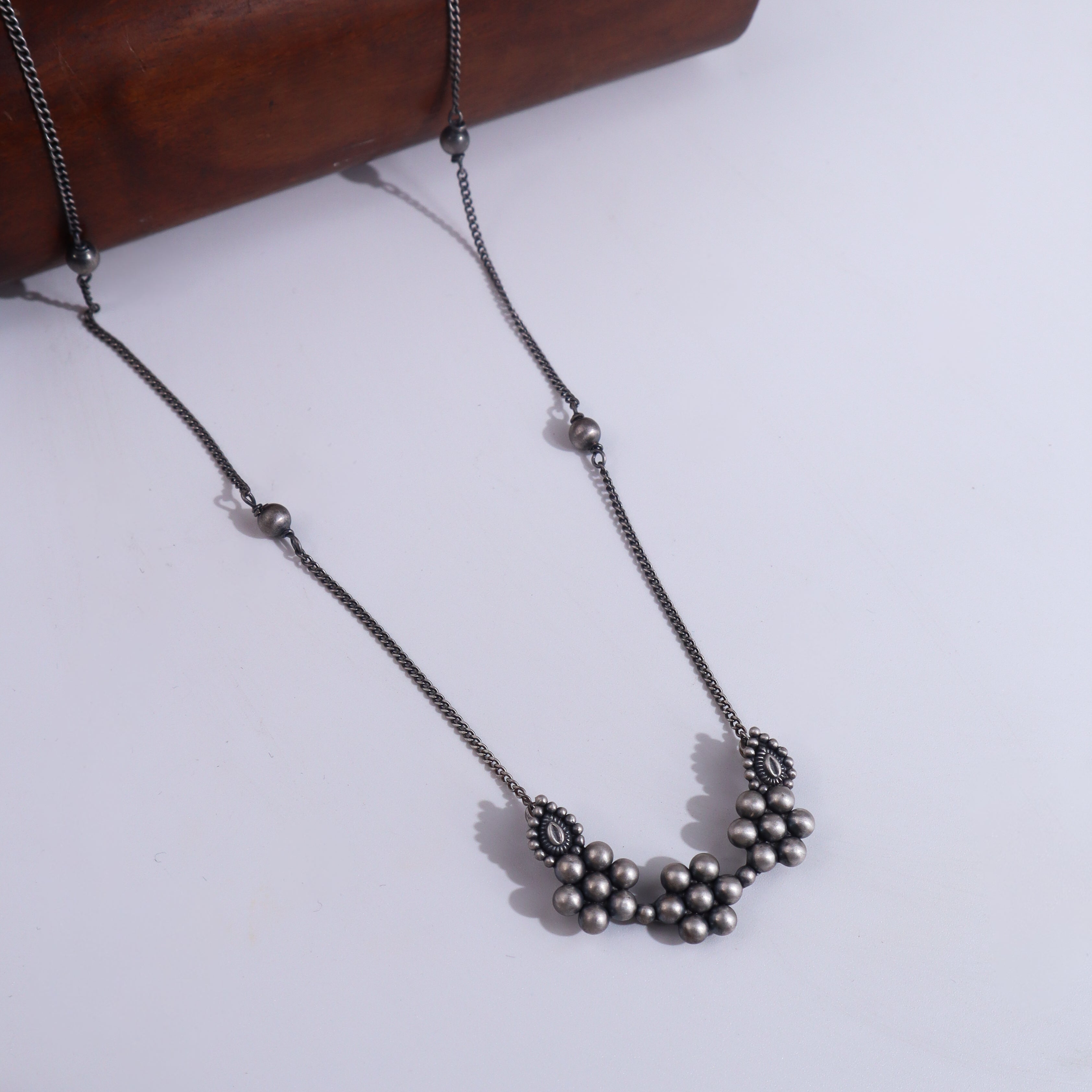 Itihaas Kudi Nath Necklace ( Motif size : Medium )