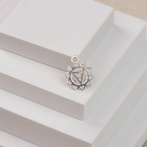 Manipura (मणिपूर) – Solar Plexus Chakra Charm