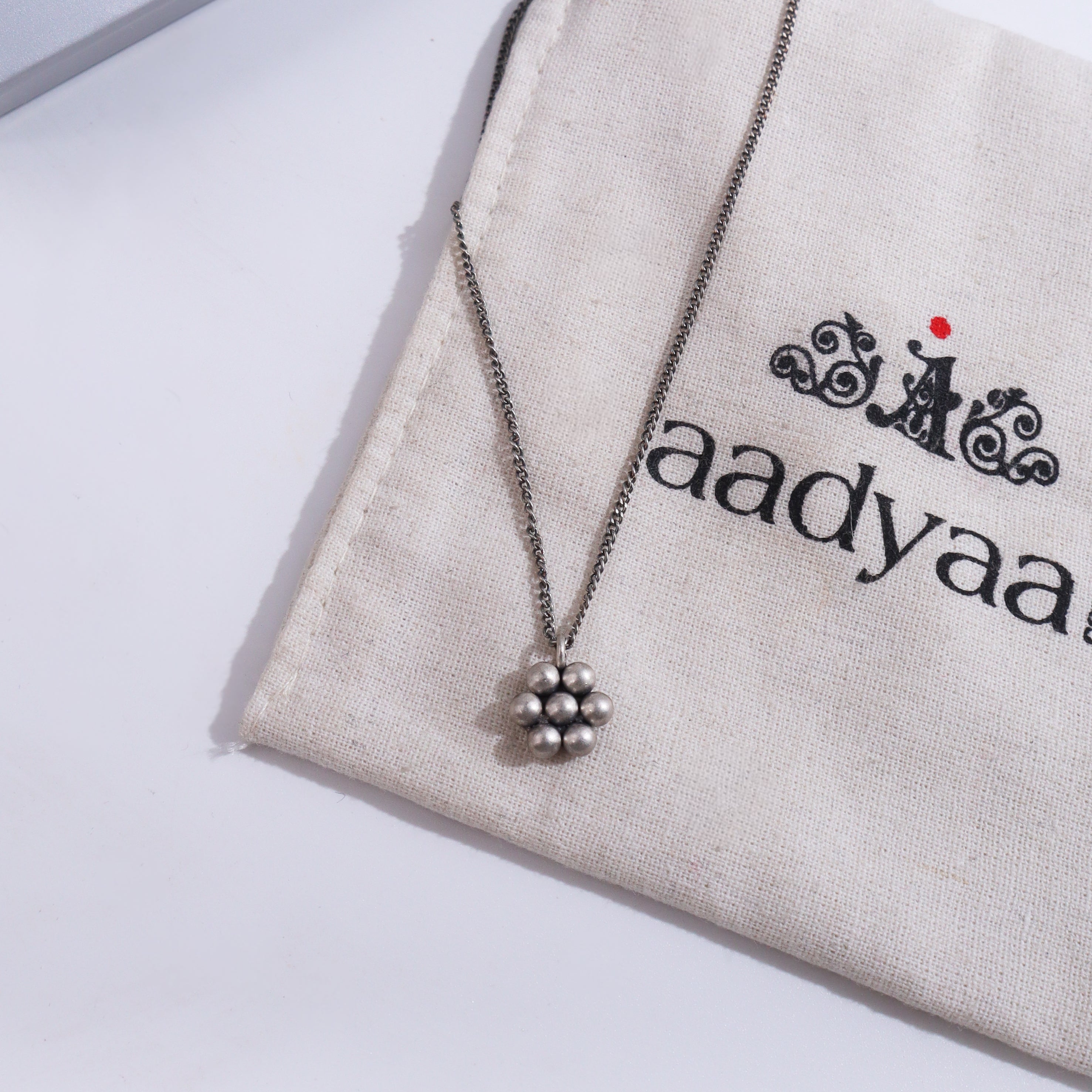 Kudi Motif Pendant Chain - Medium | 92.5 Sterling Silver