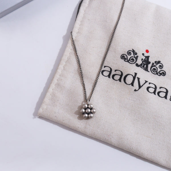 Medium Kudi Motif Pendant Chain | 92.5 Sterling Silver