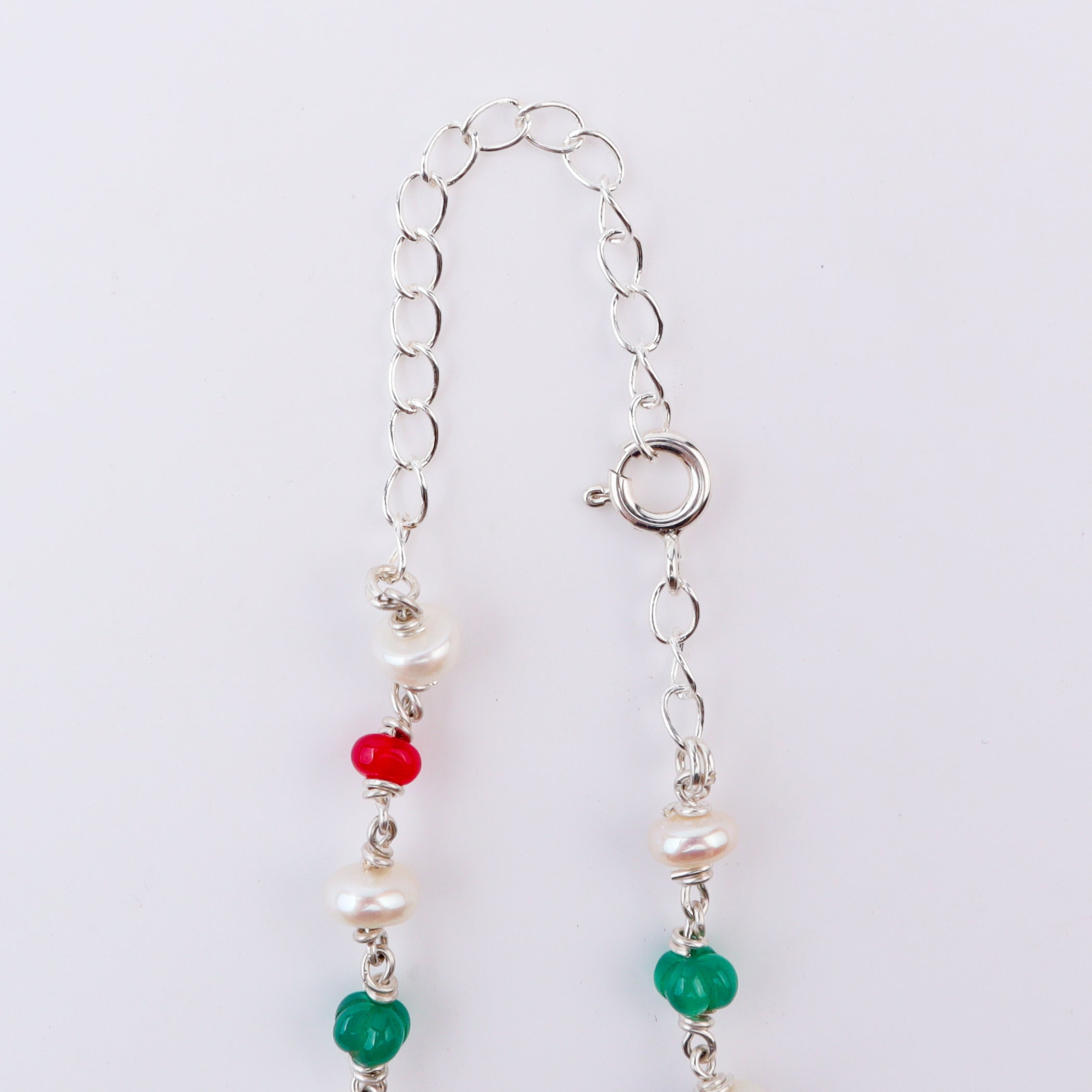 Silver chain necklace with pearls and colorful beads for women