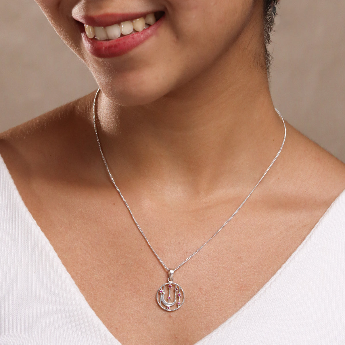Lukachupi Chaandtare Pendant With Chain