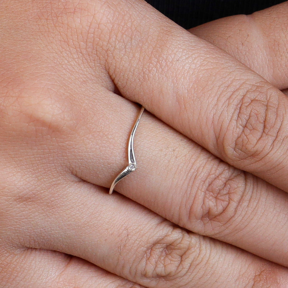 Diamond Dot Thin V-Shape Ring