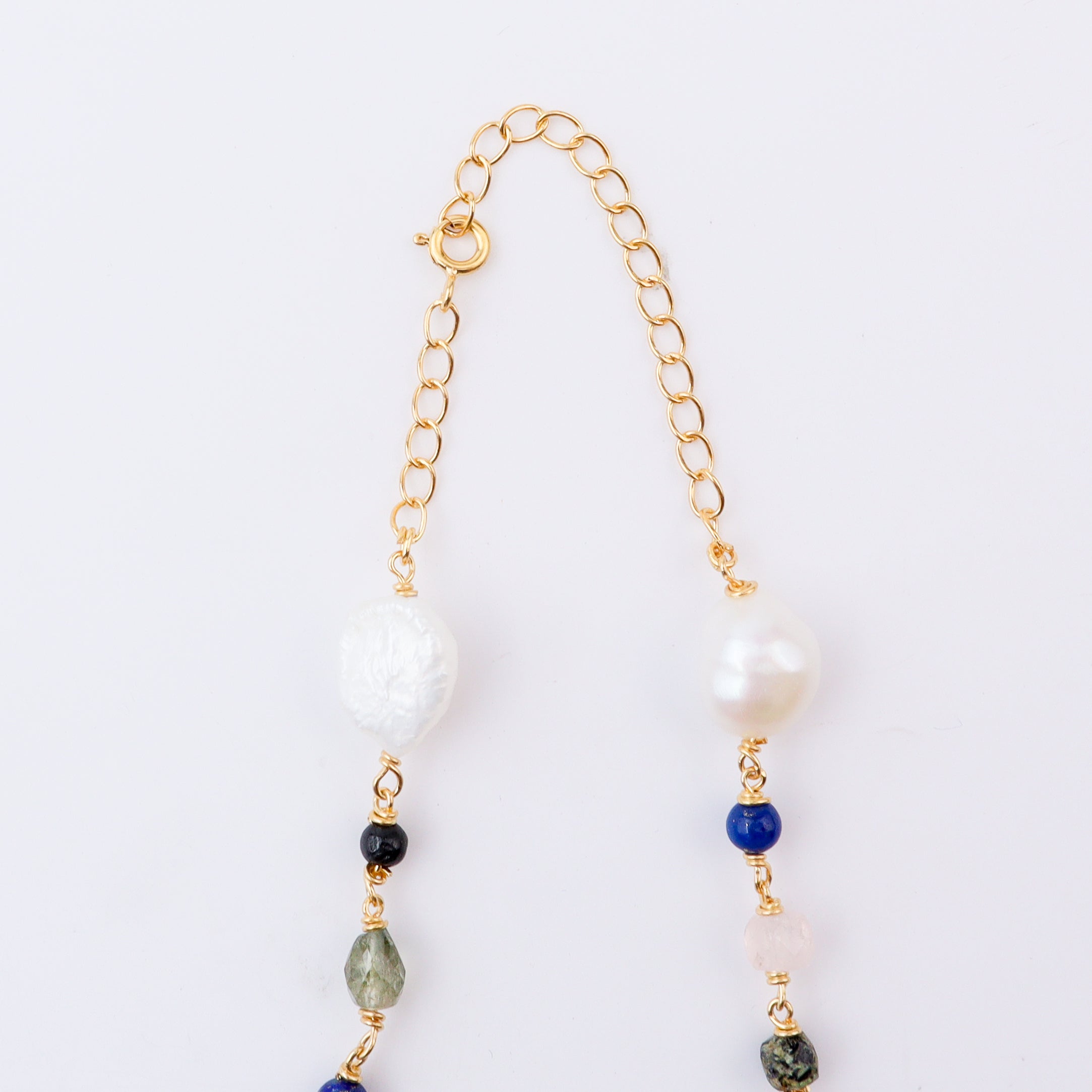 Multicolour stone ganthan necklace with gold-plated chain