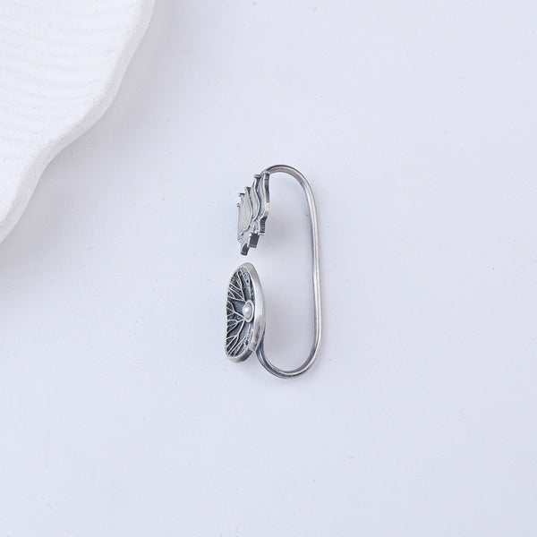 Lotus & Saroj Parna Oxidized Silver Earcuff (Single)