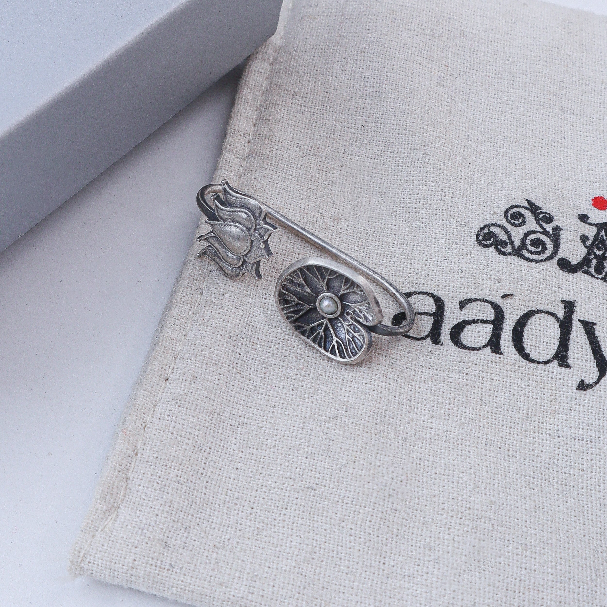 Lotus & Saroj Parna Oxidized Silver Earcuff (Single)