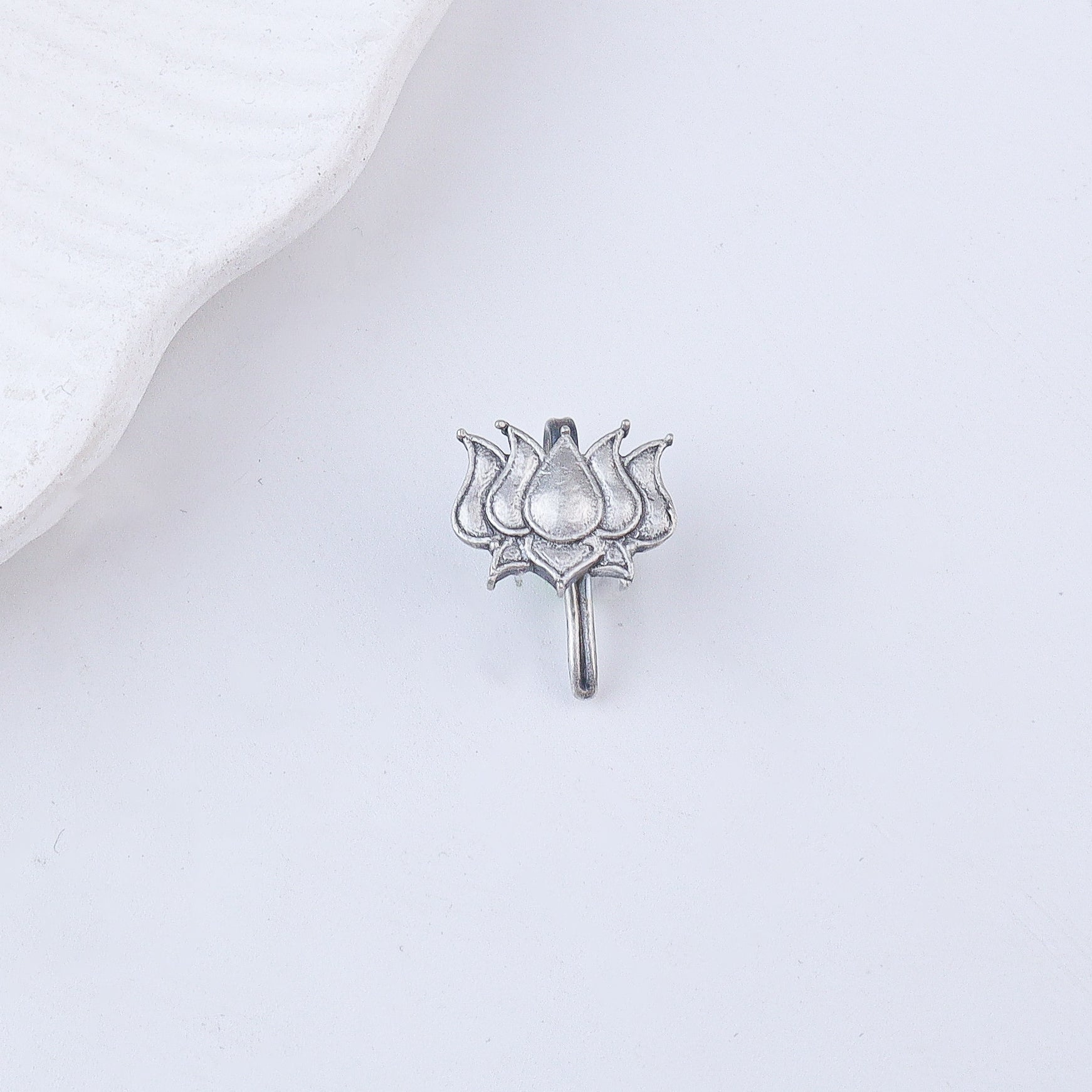Lotus Oxidized Silver Earcuff (Single)