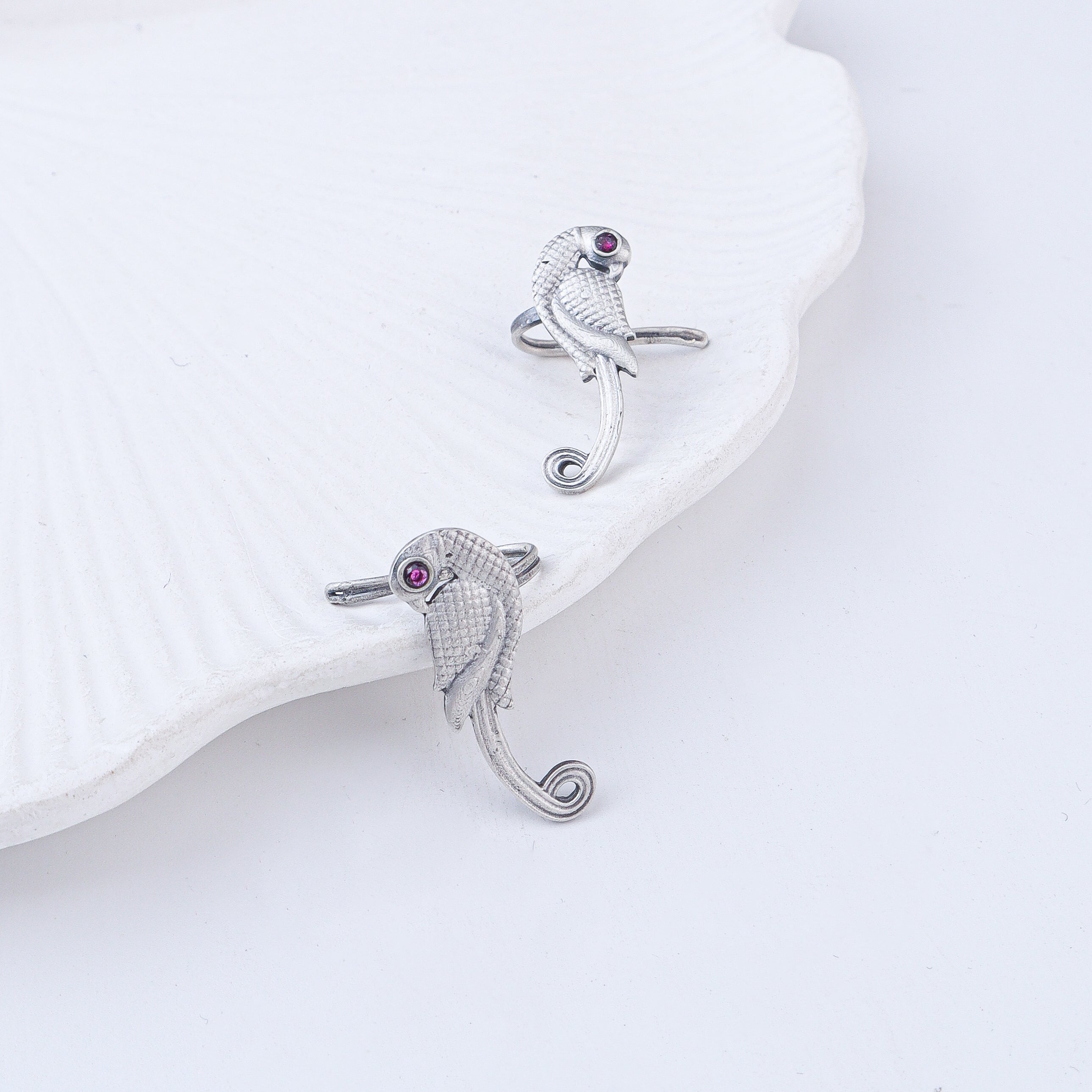 Parrot Oxidized Silver Earcuff (Pair)