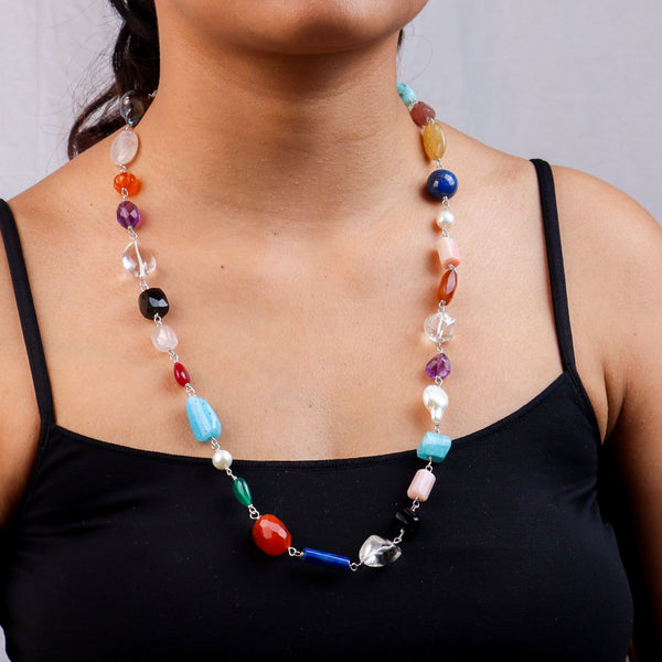 Necklace with multicolour stones and beads worn on a model