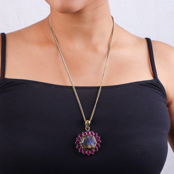Brass Fashion Pendant & Earrings Set without Chain