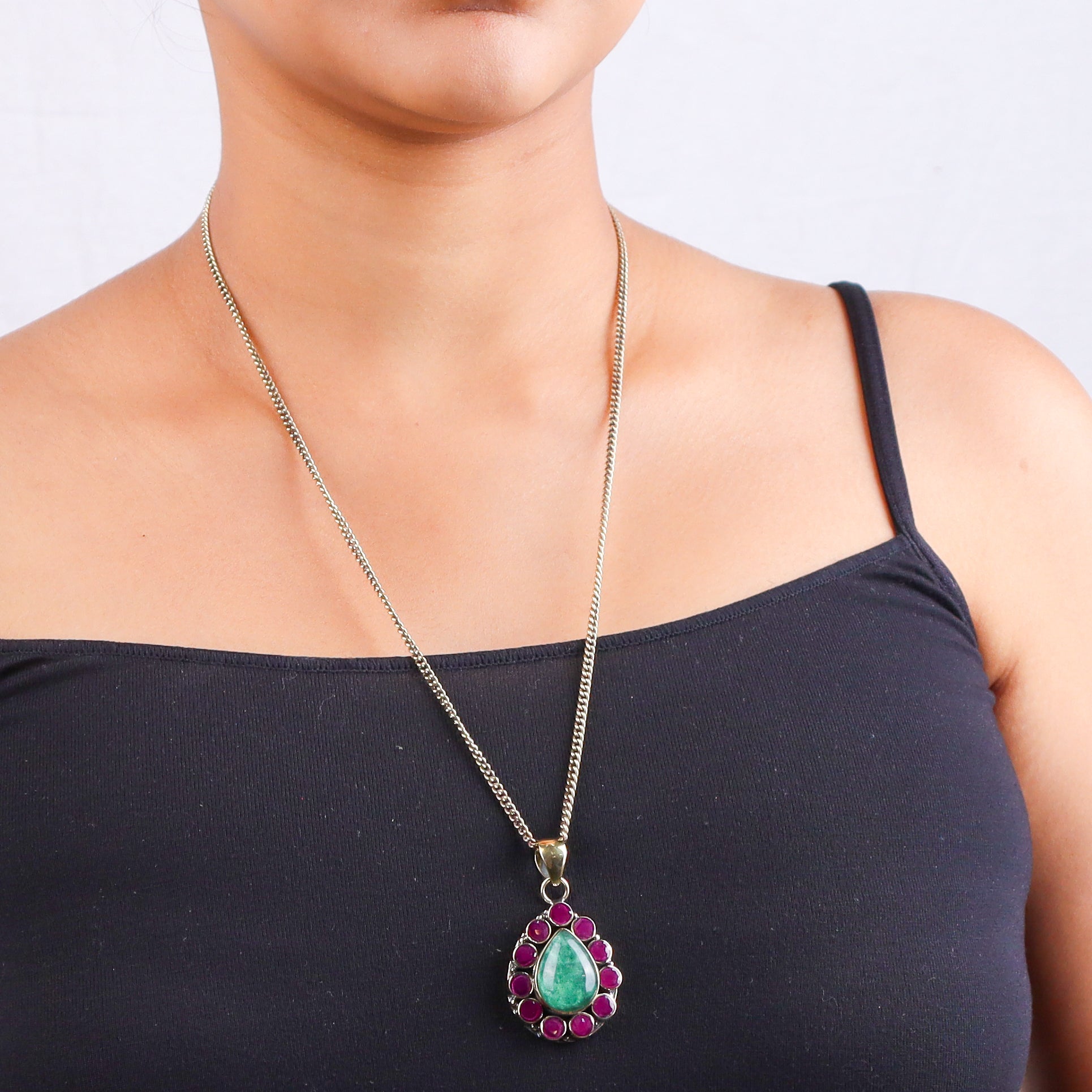 Brass Fashion Pendant & Earrings Set without Chain