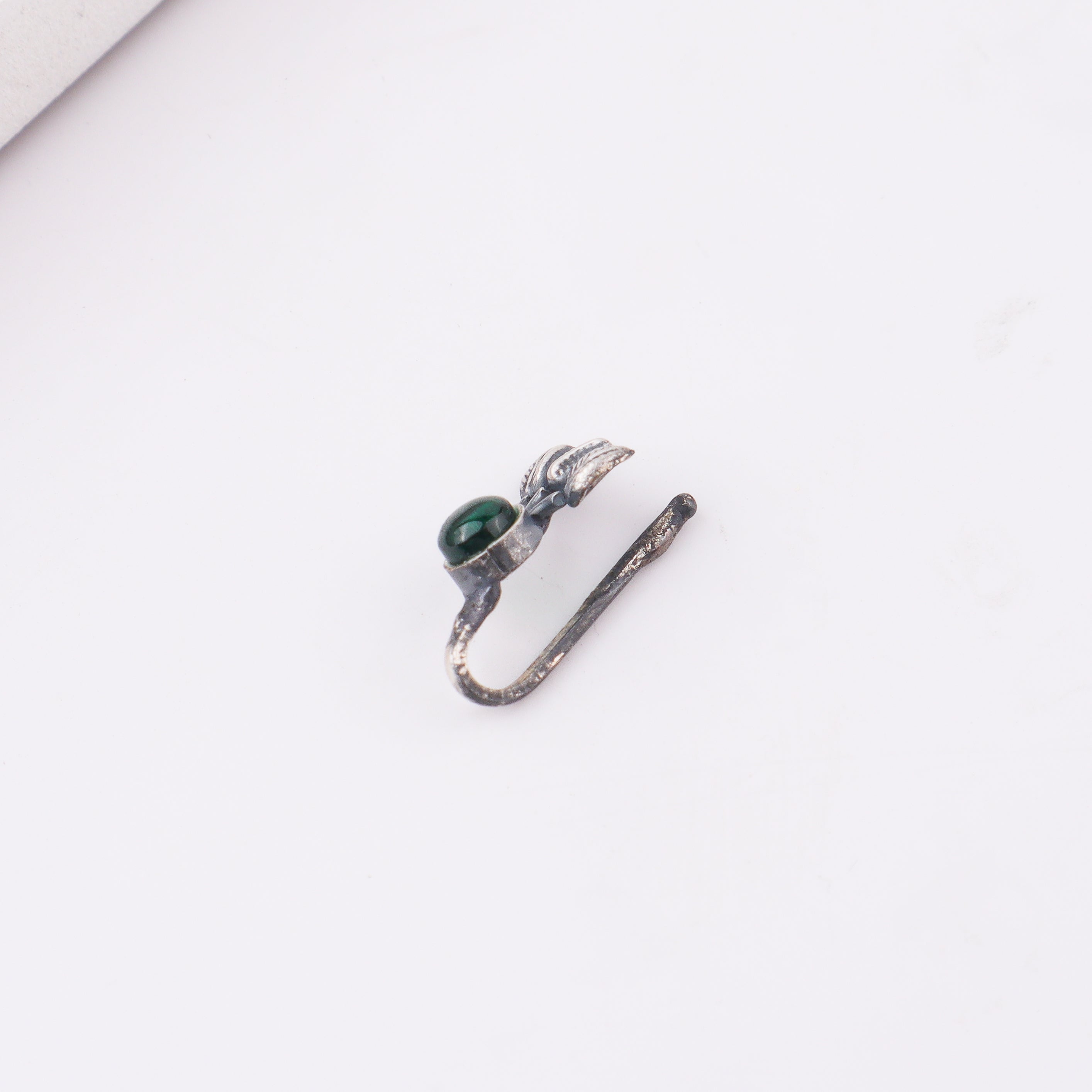 Oxidised Green Petalfall Clip-On Nose Pin (Large)