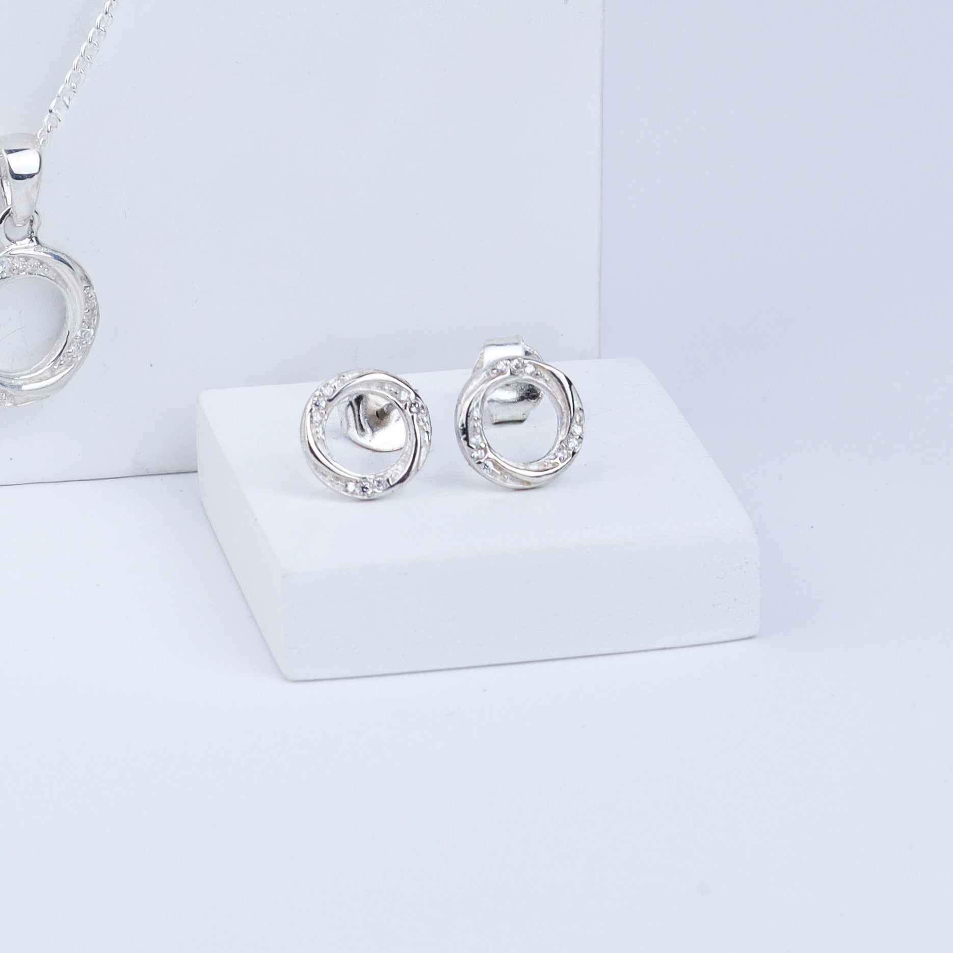 Swirl Set with Chain | CZ | 92.5 Silver