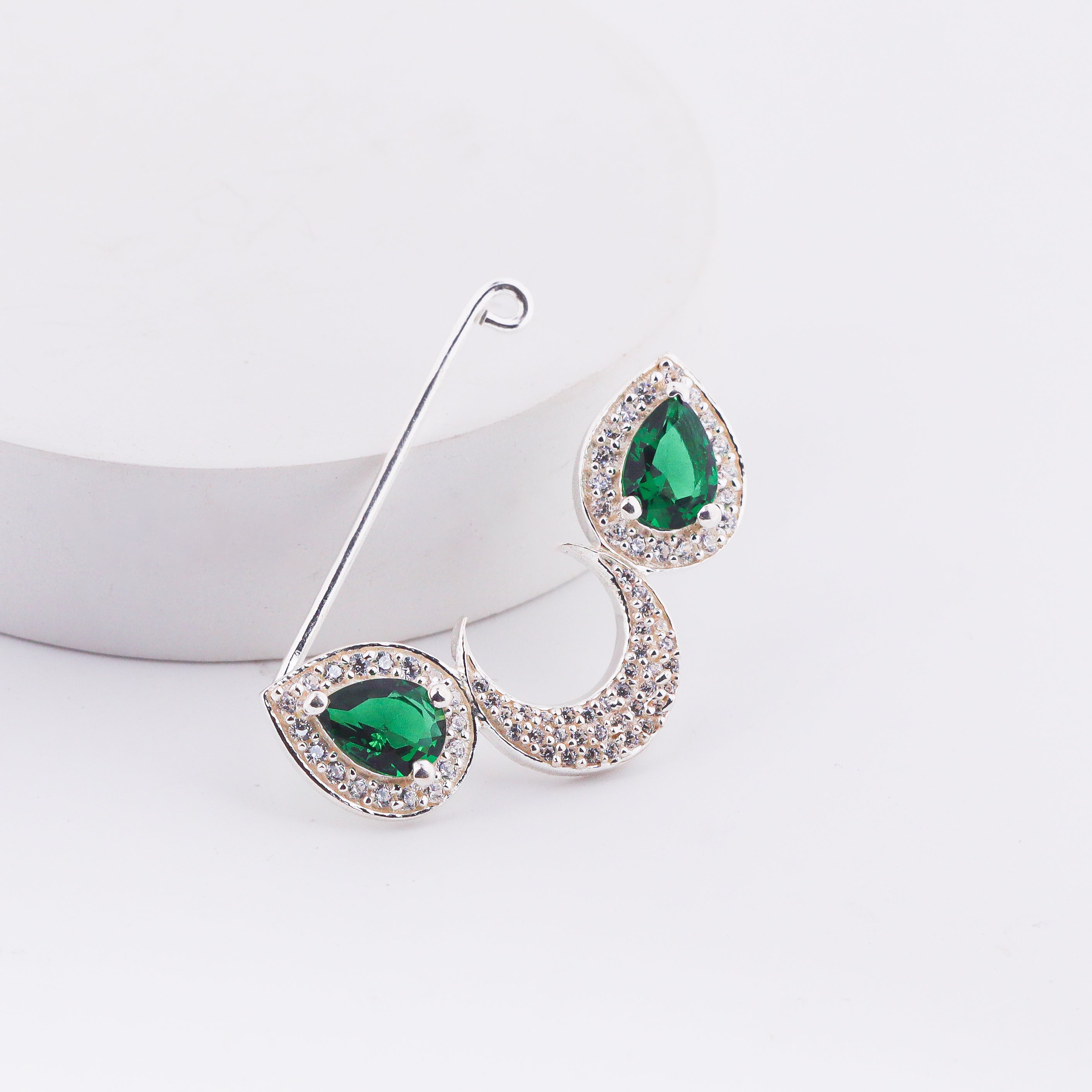 Silver chandrakor green drop nath with cz stones Clipon (big)