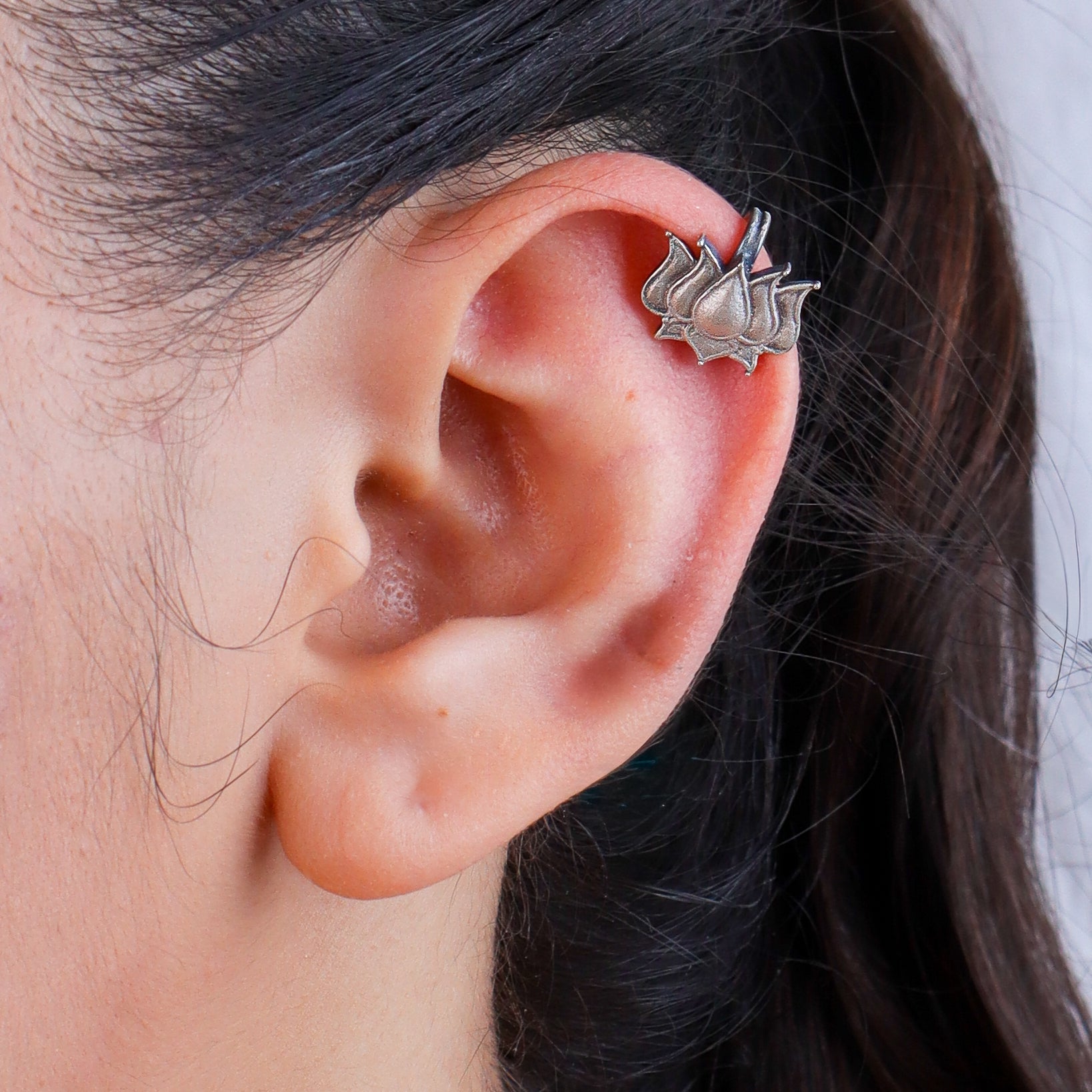 Lotus Oxidized Silver Earcuff (Single)